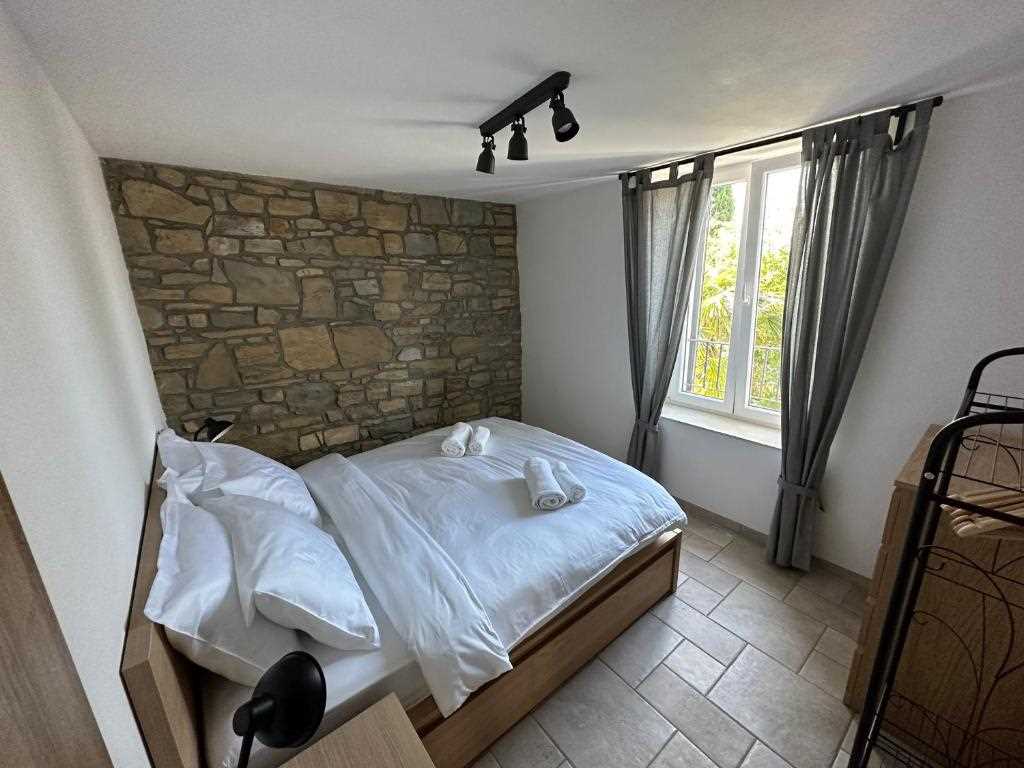 One Bedroom Apartment with Sea View Olivia