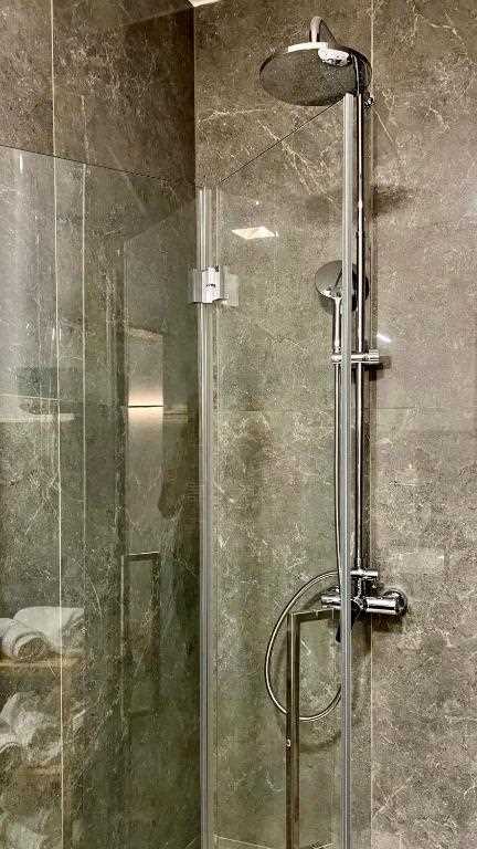 Two Bedroom Apartment with Terrace TANI