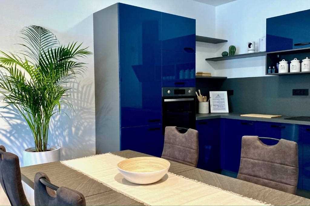 Two Bedroom Apartment with Terrace TANI