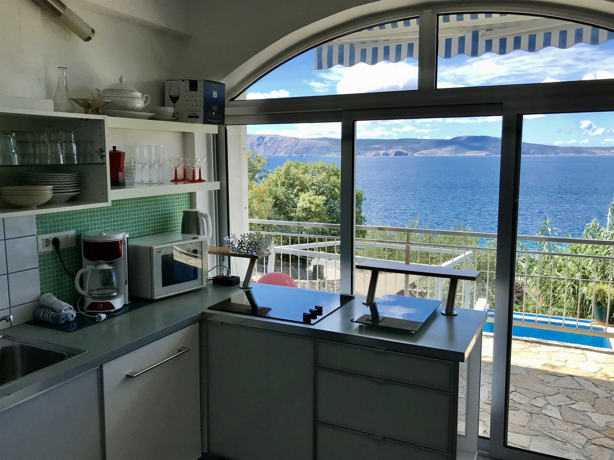 LOFT with great sea view, Beach and Pool