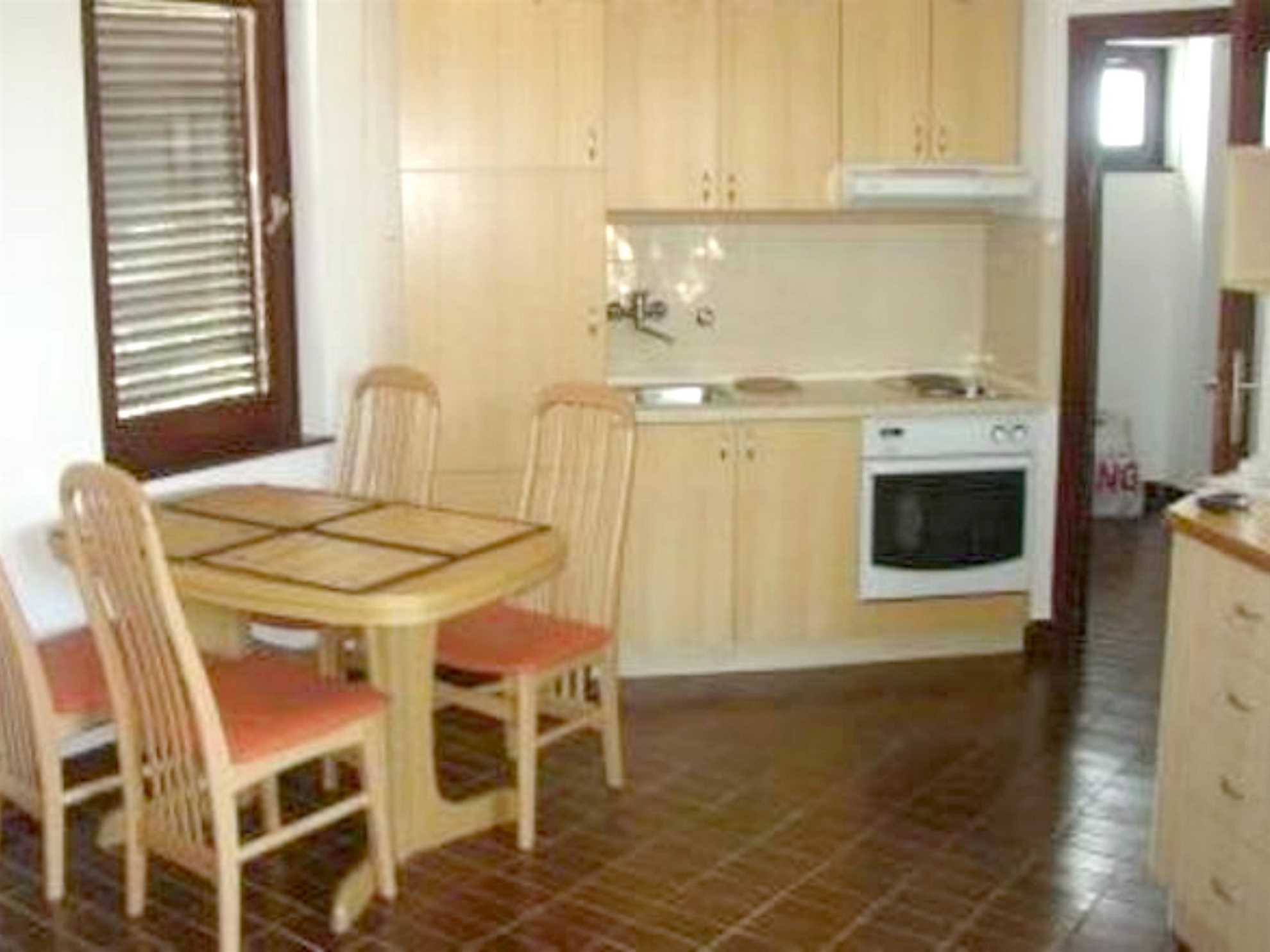 Rental #6894