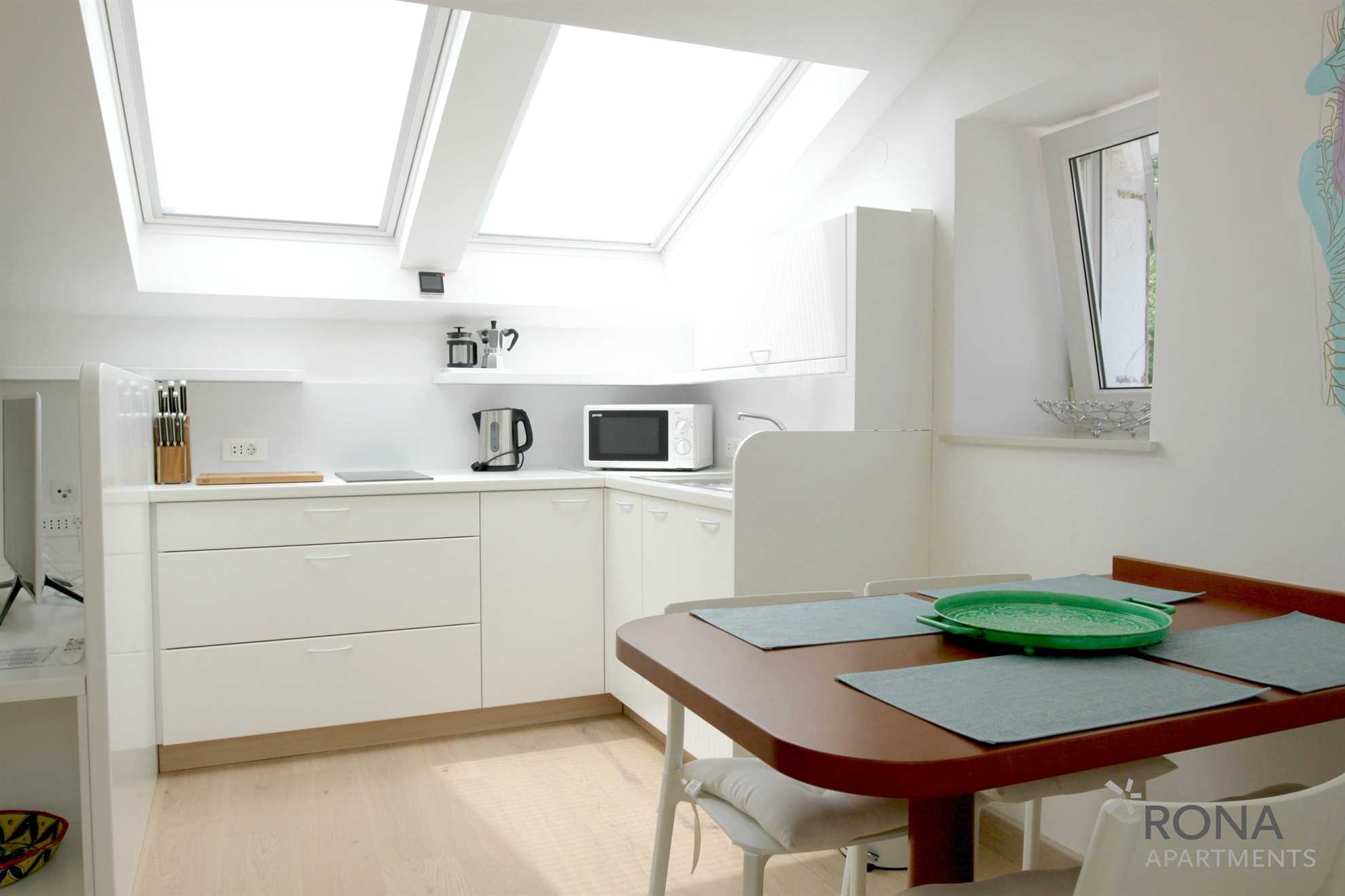 Apartment Tanja - Third Floor: Beautiful apartment house on the seaside