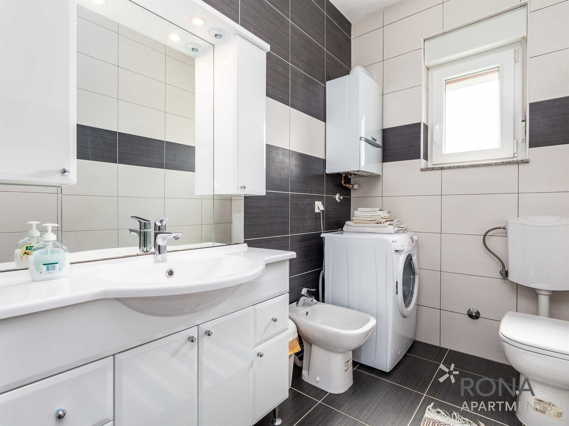 Rental #12448