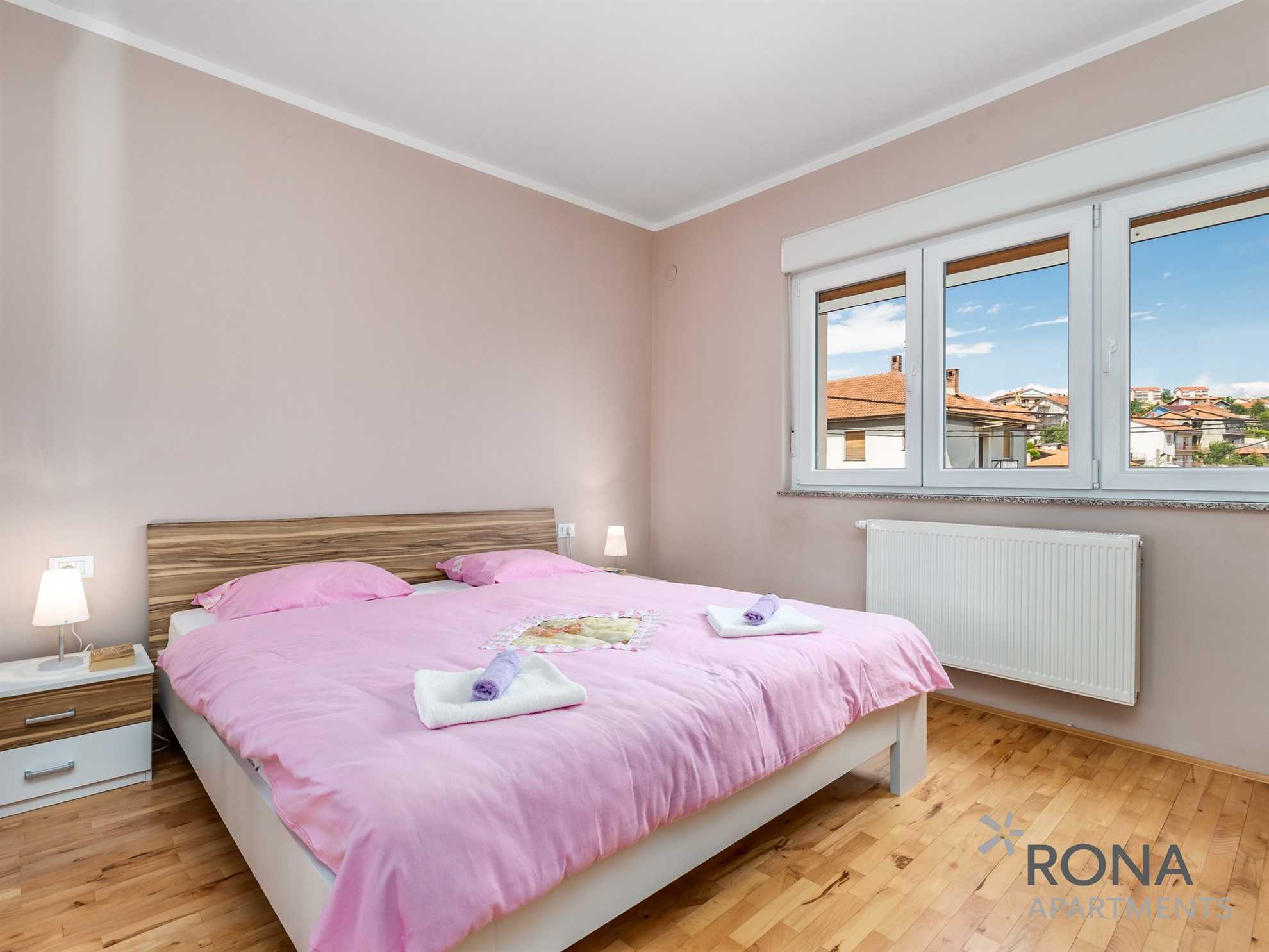Rental #12448