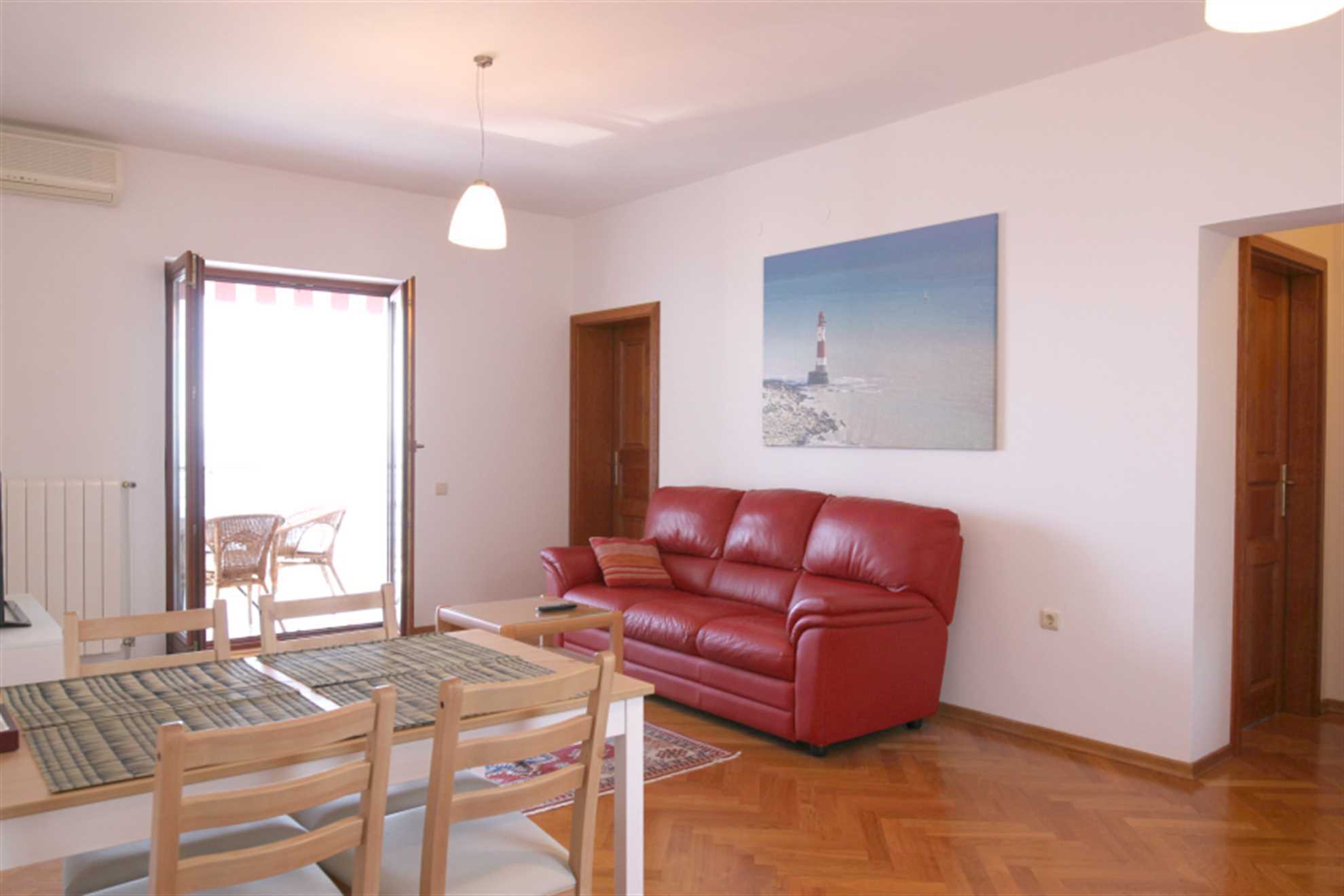 Rental #6992