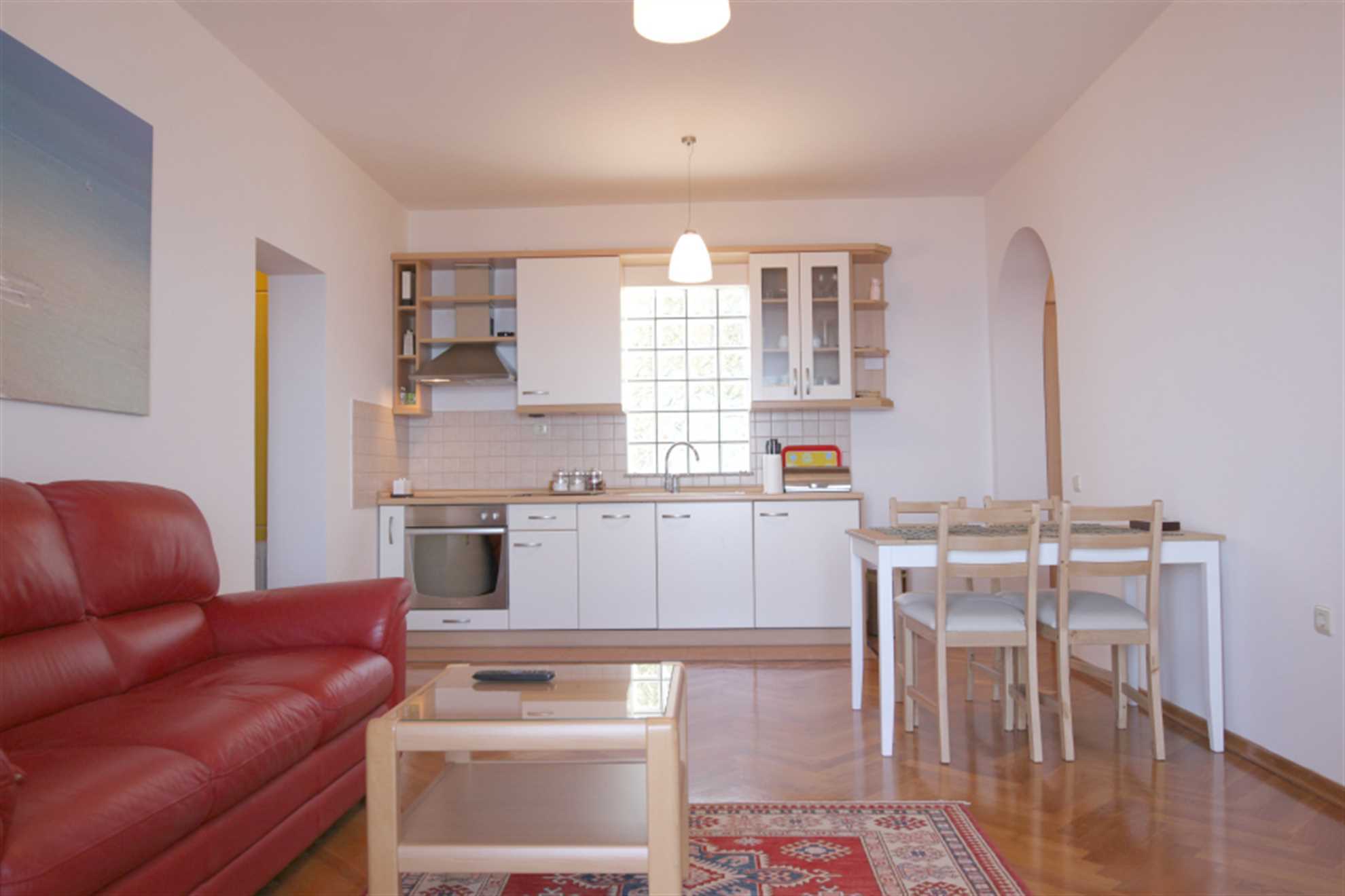 Rental #6992