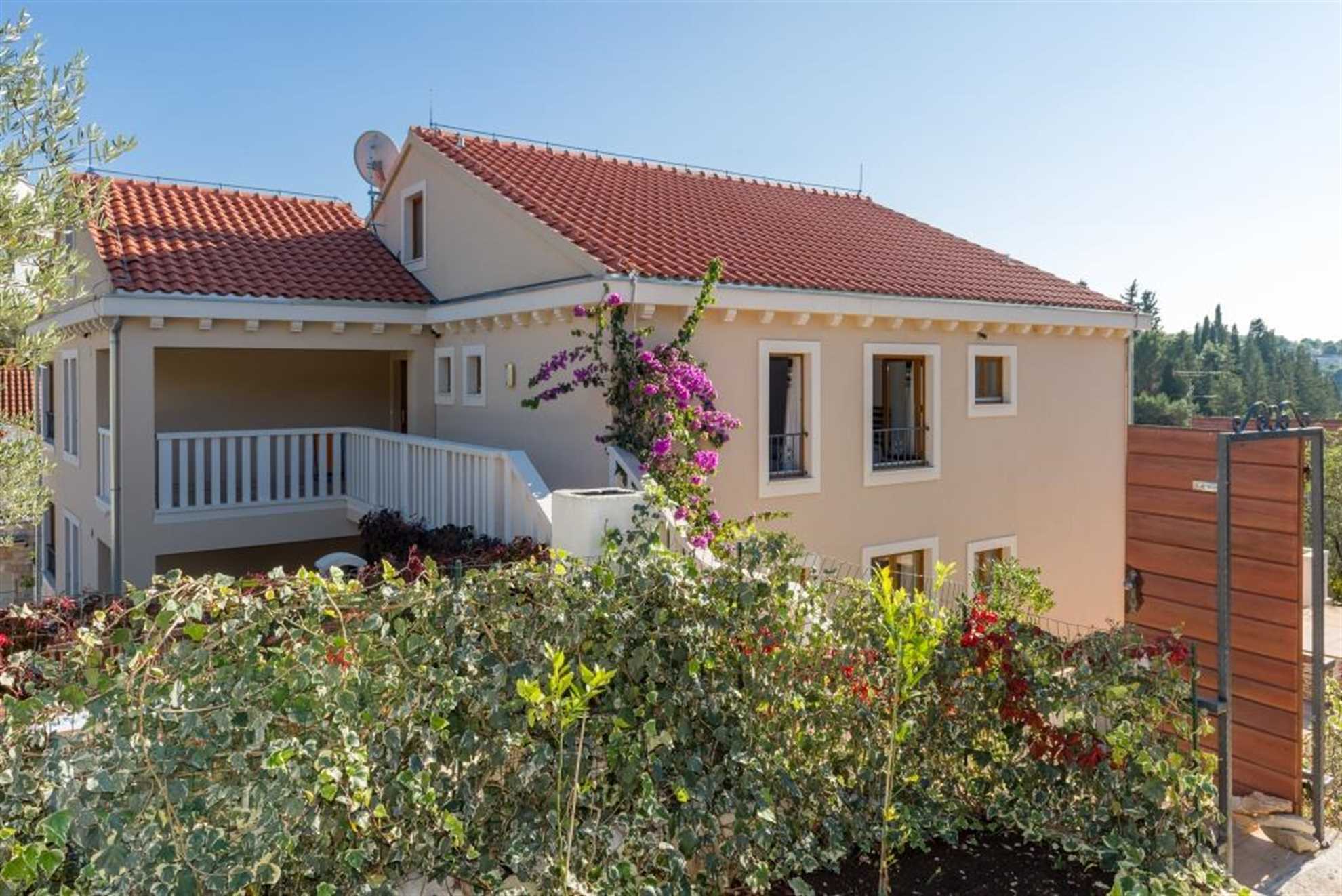 Villa Anna 2F - Best Island vacation - Luxury stay near the beach