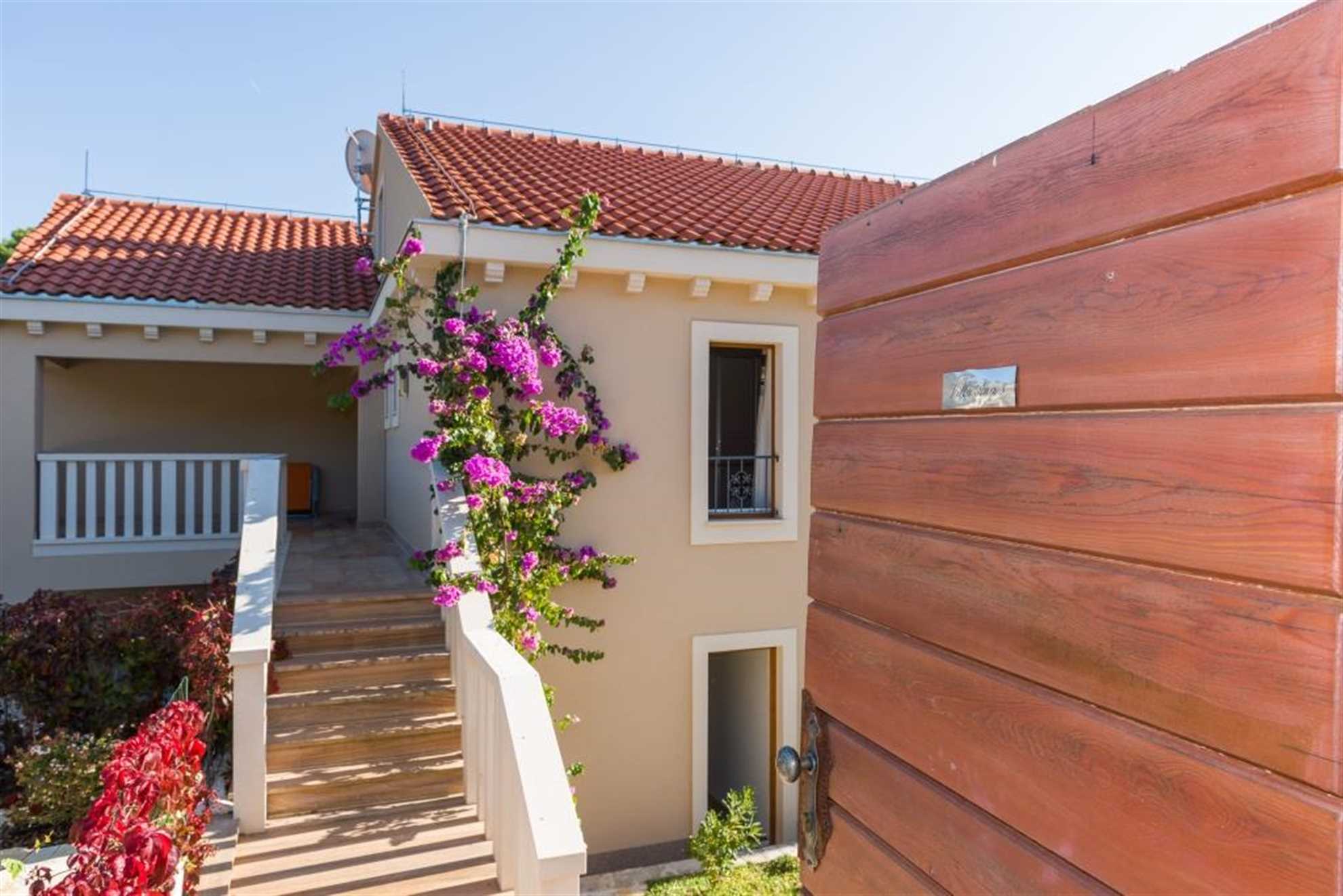 Villa Anna 2F - Best Island vacation - Luxury stay near the beach