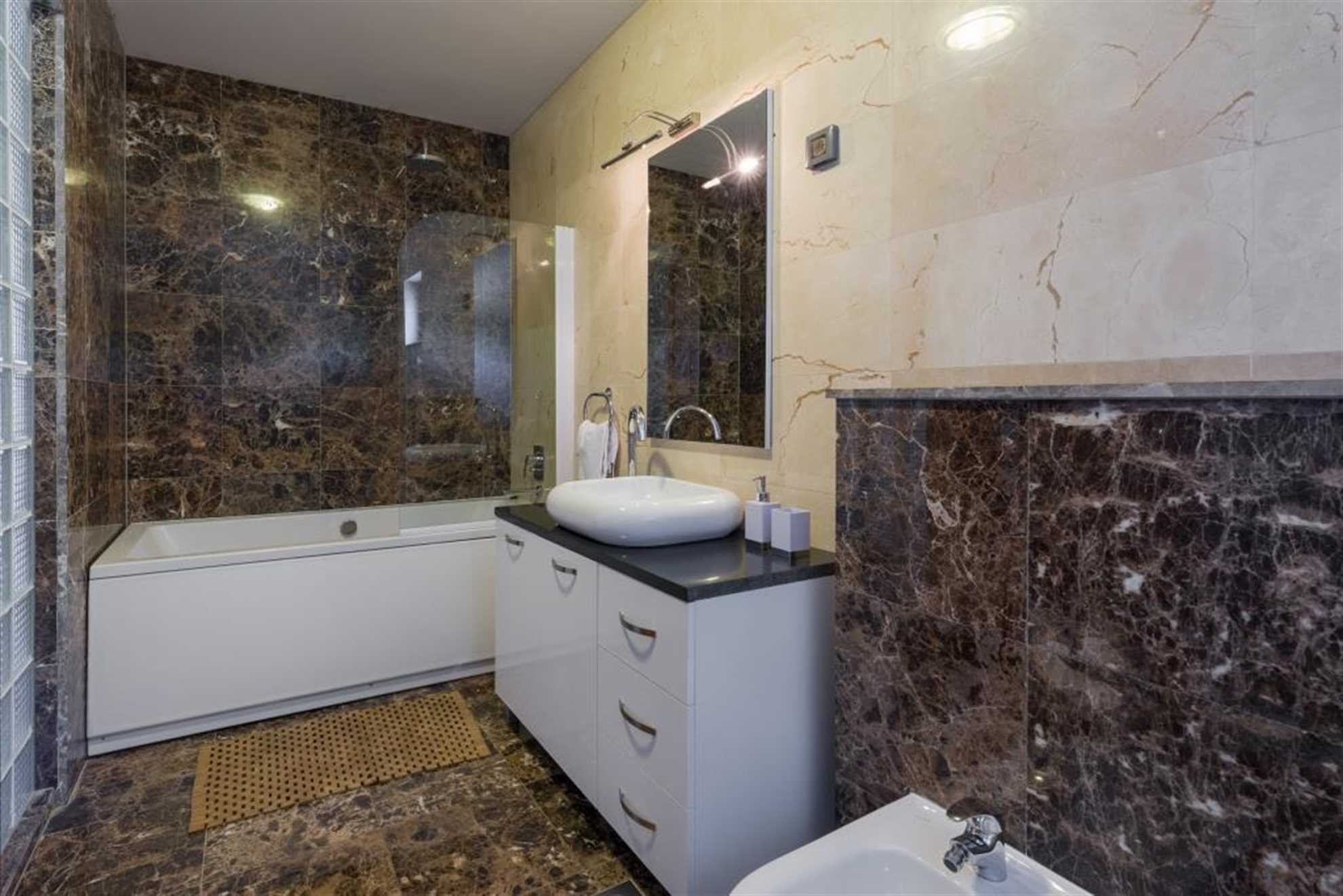Villa Anna 2F - Best Island vacation - Luxury stay near the beach