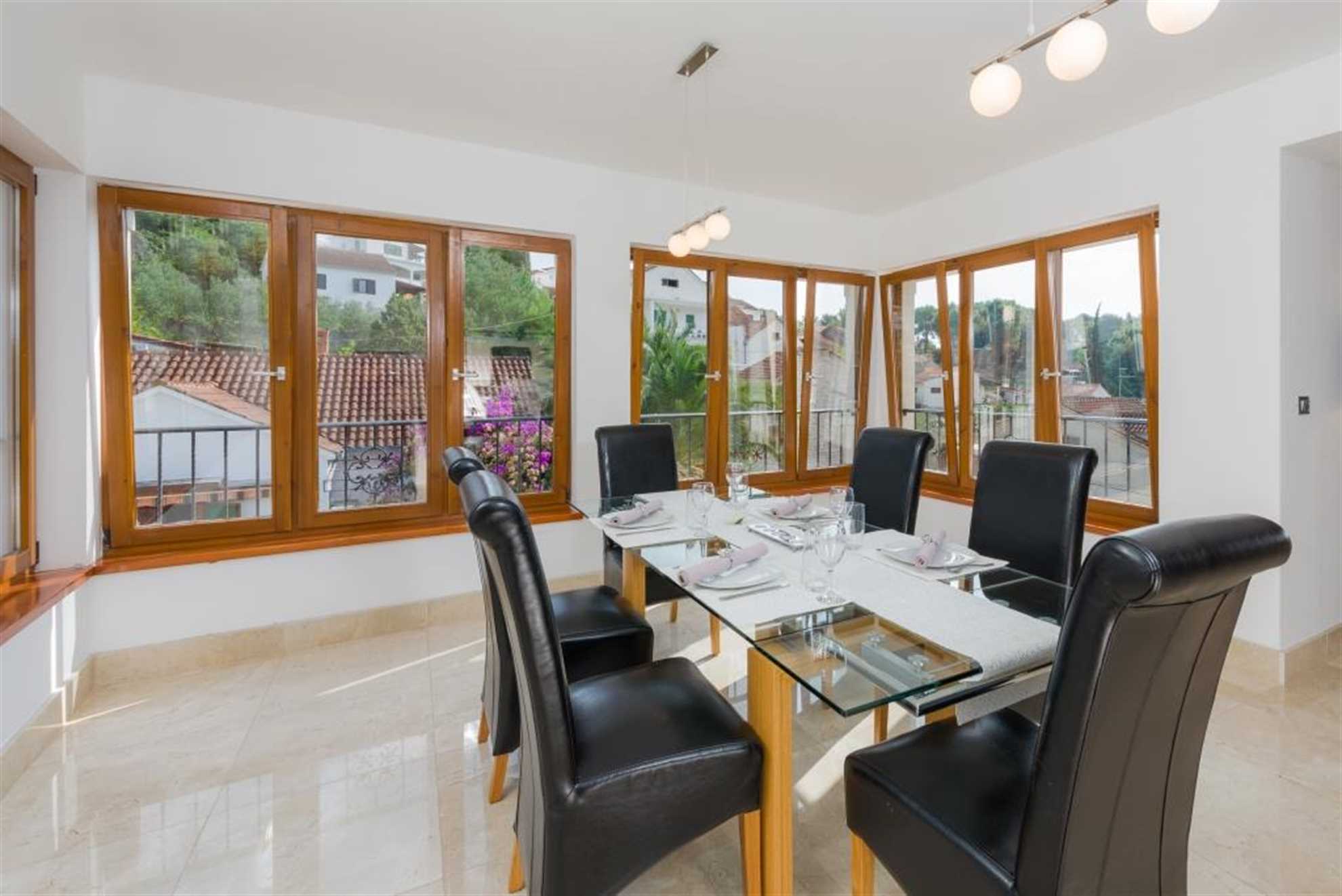 Villa Anna 2F - Best Island vacation - Luxury stay near the beach