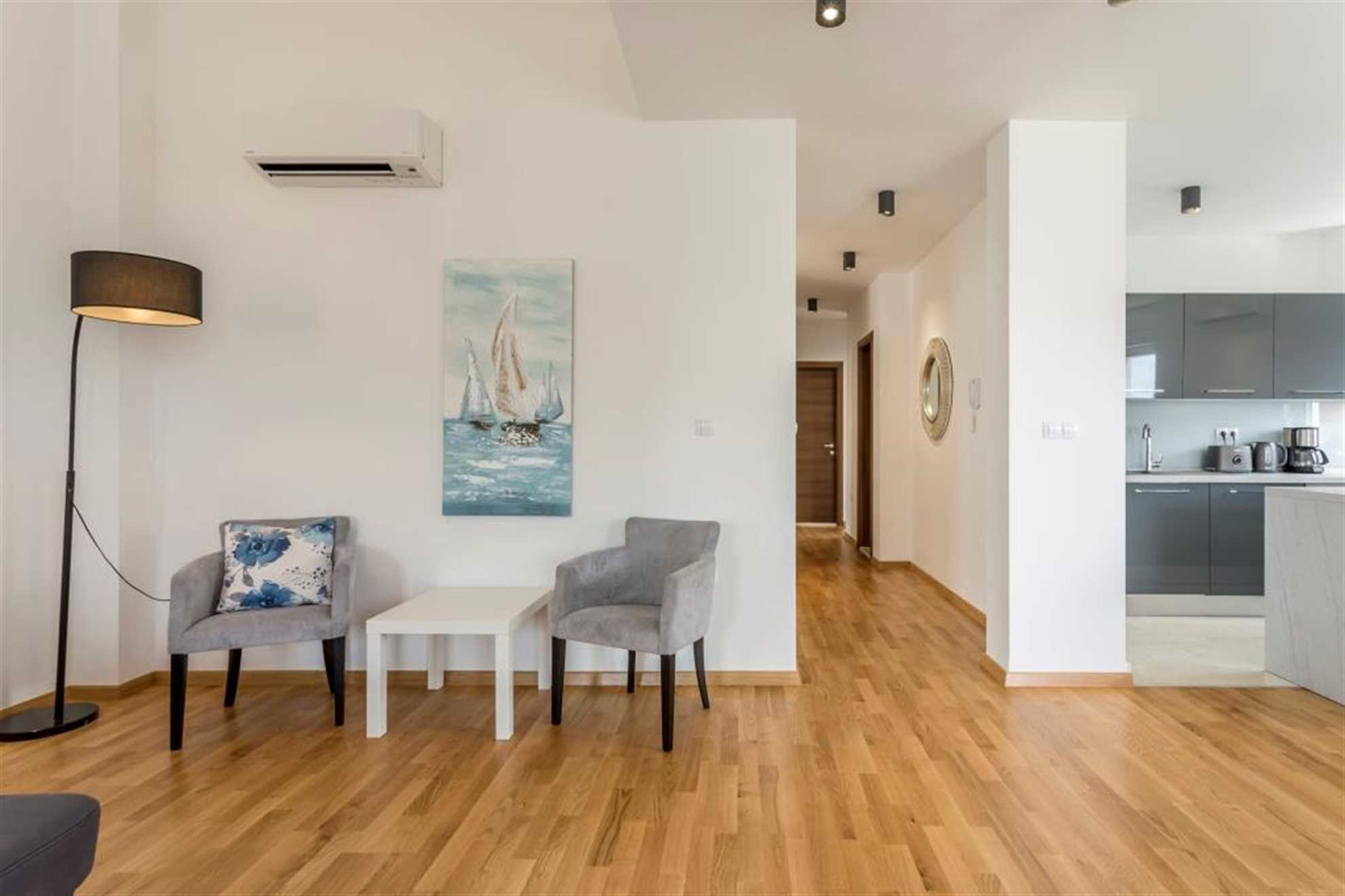 Beach residence with pool and sea view - Penthouse apartment H6