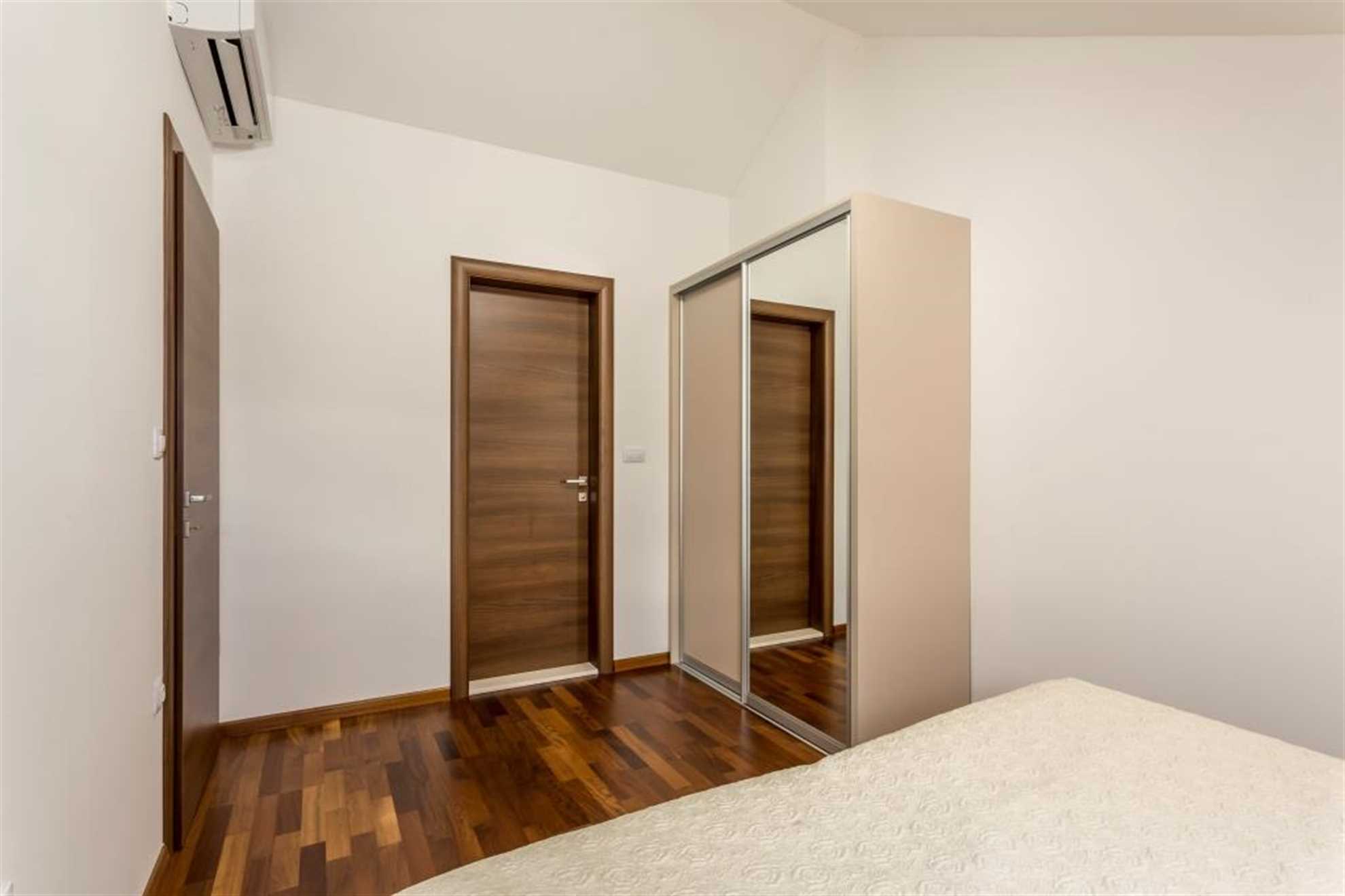Beach residence with pool and sea view - Penthouse apartment H7