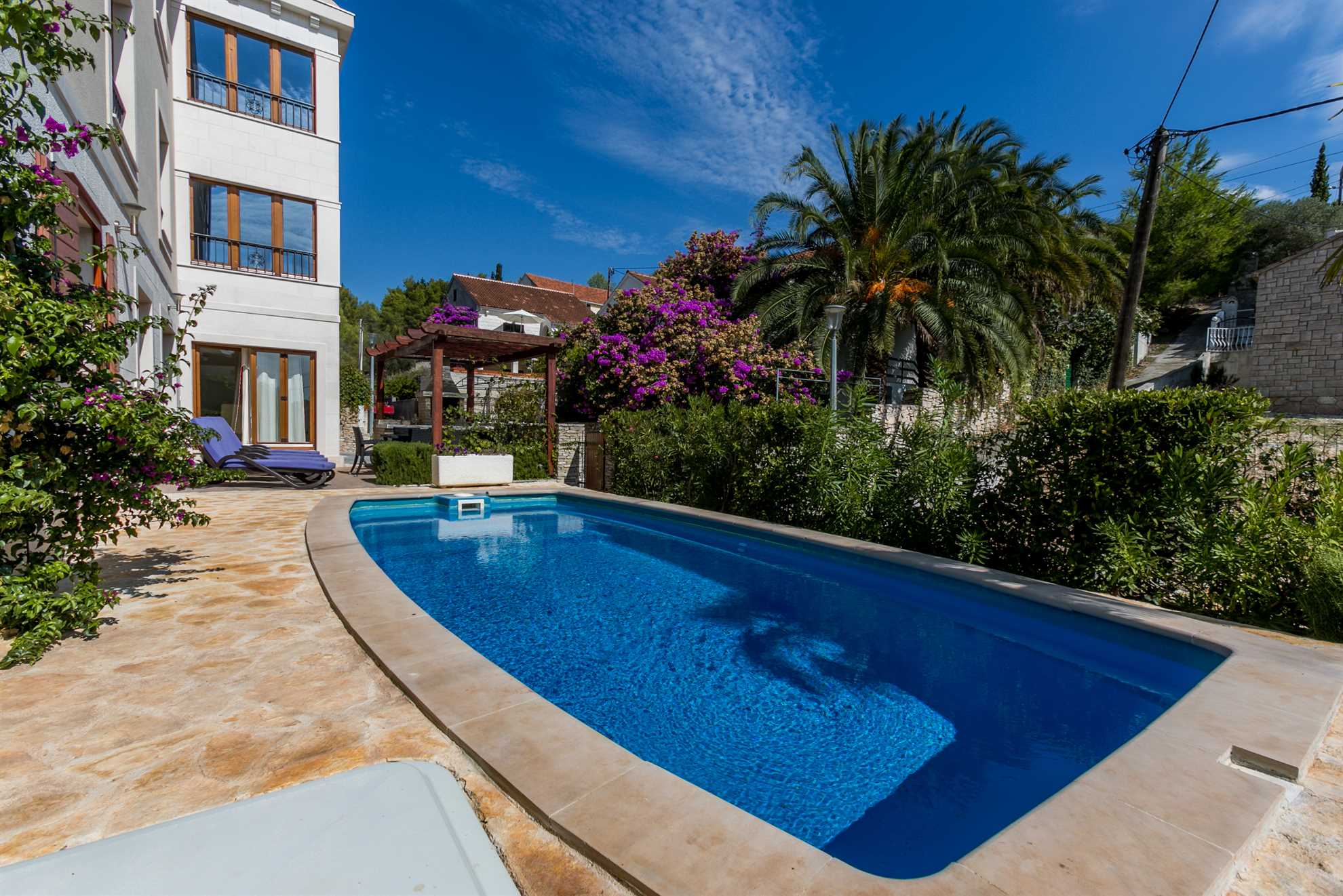 Villa Anna GF - Best Island vacation - Luxury stay near the beach