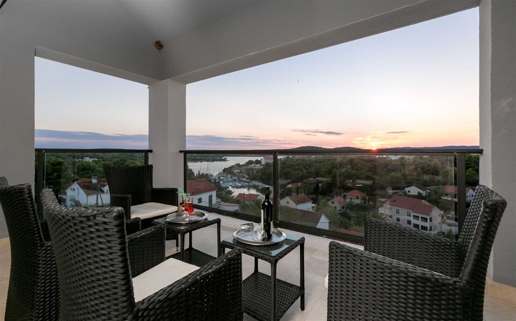 Villa Toma 2