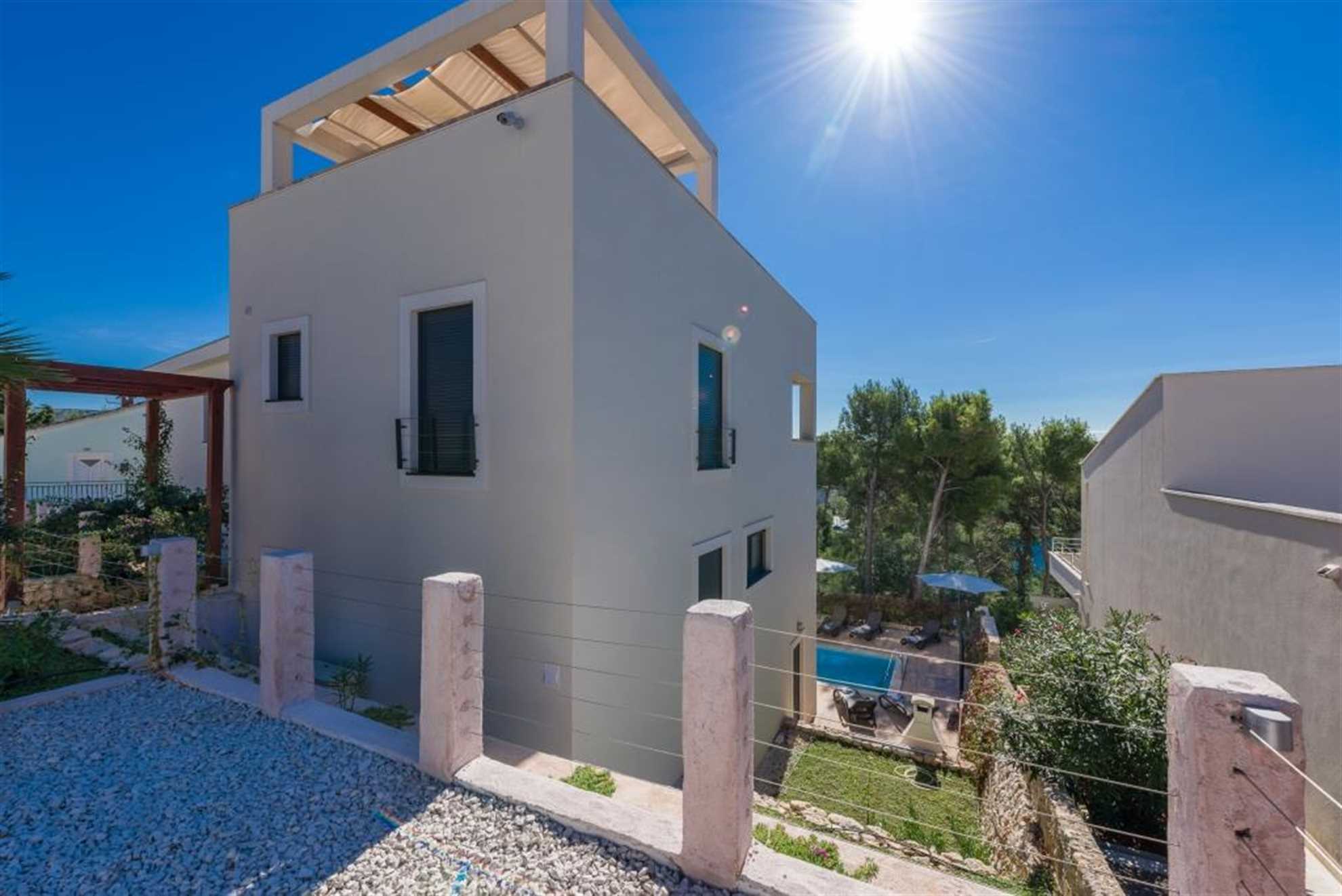 Villa Old Mill 3 Bedroom Villa with shared pool