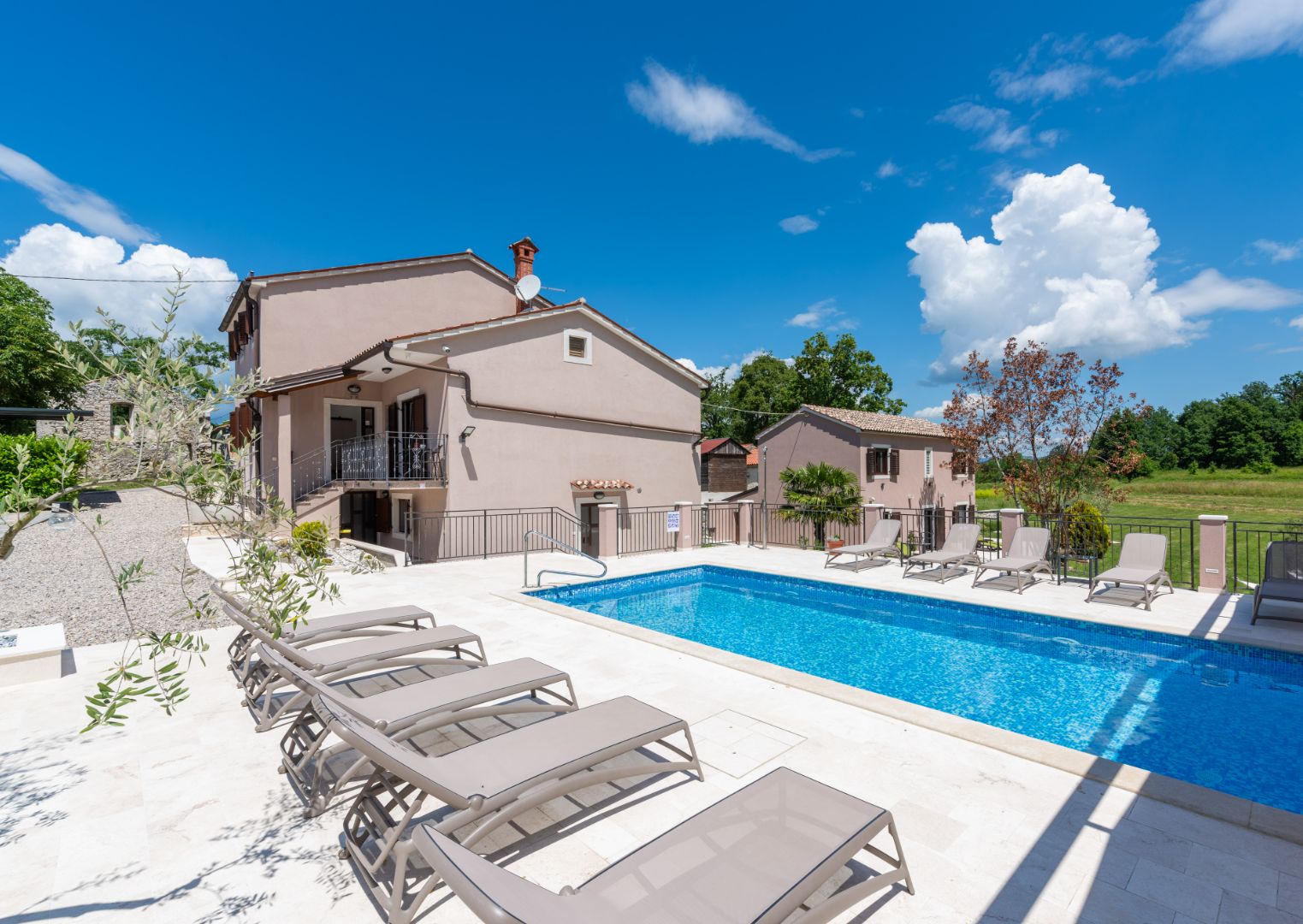 Villa Vesna & Villa Branka