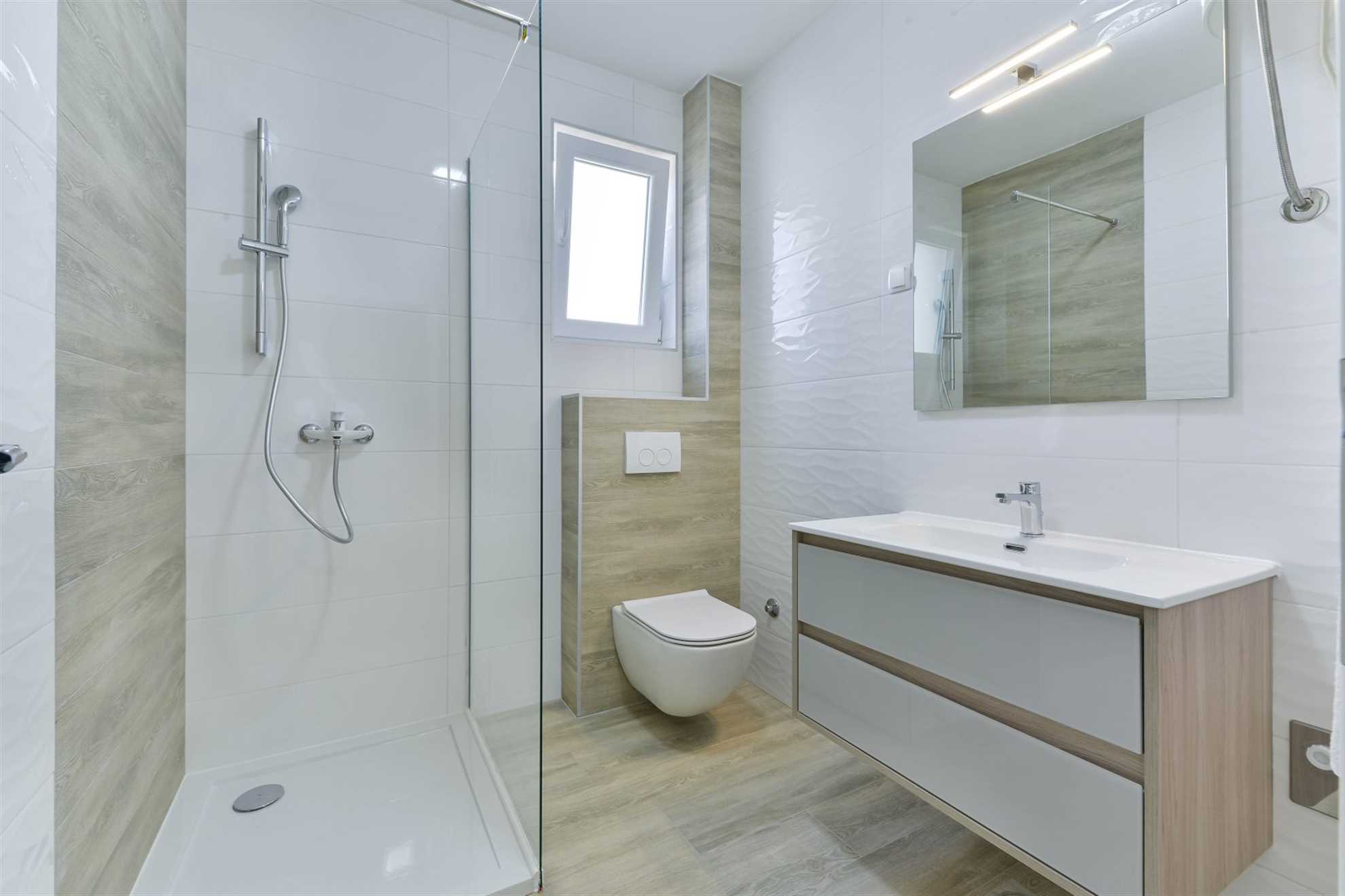 CROWONDER Sunny Bay Apartman uz plažu A3 - prvi kat