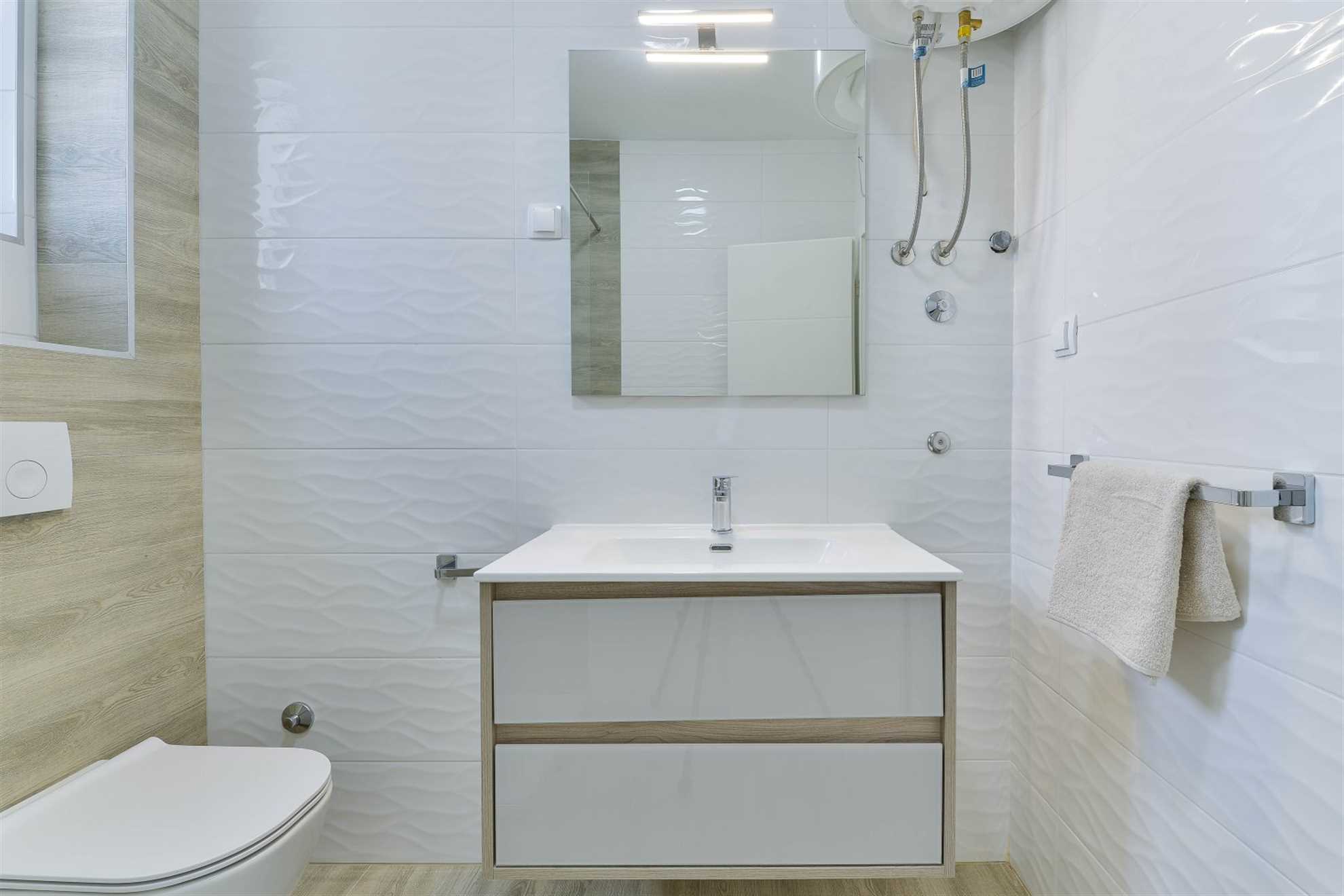 CROWONDER Sunny Bay Apartman uz plažu A3 - prvi kat