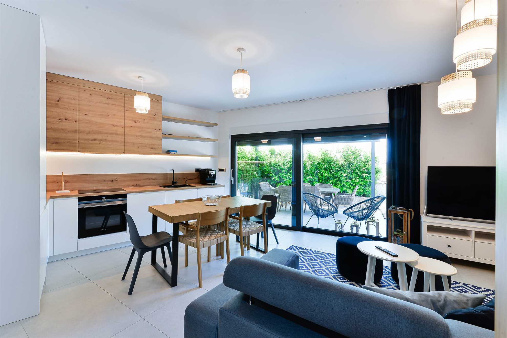 CROWONDER Adriatic Premium Villa Vodice v bližini plaže