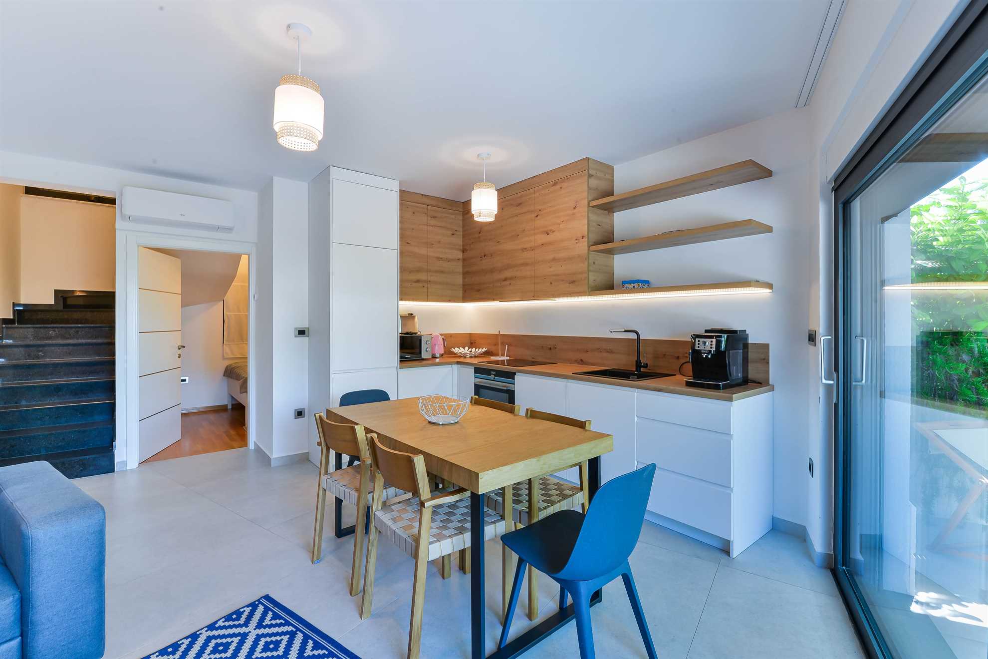 CROWONDER Adriatic Premium Villa Vodice v bližini plaže