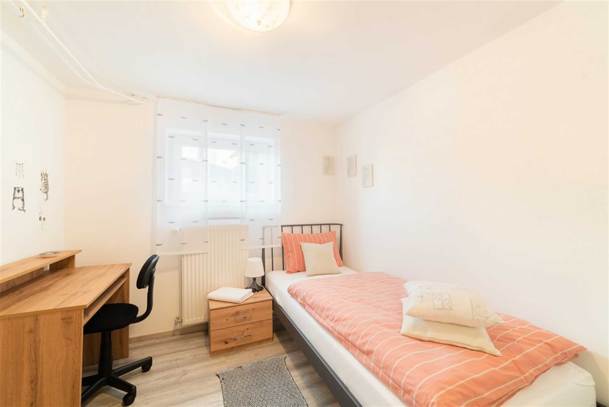Spacious Bah Apartment