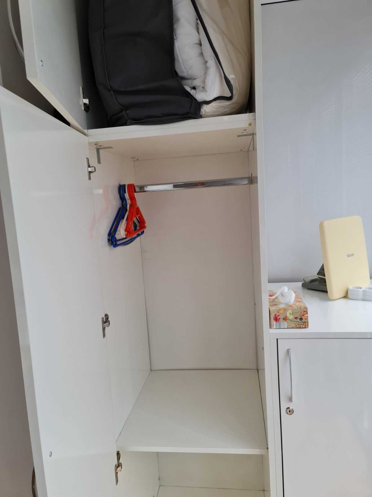 Flat 27