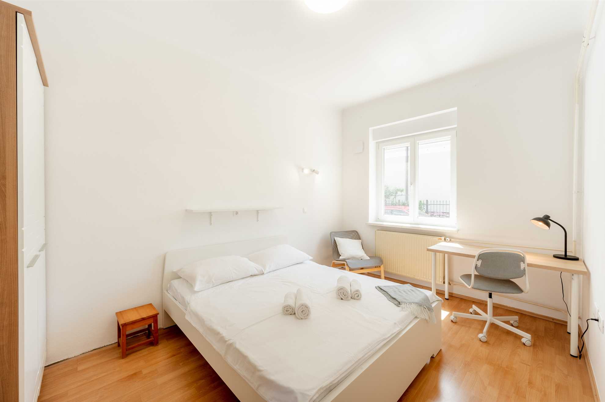 Argo 2, 5pax Residence