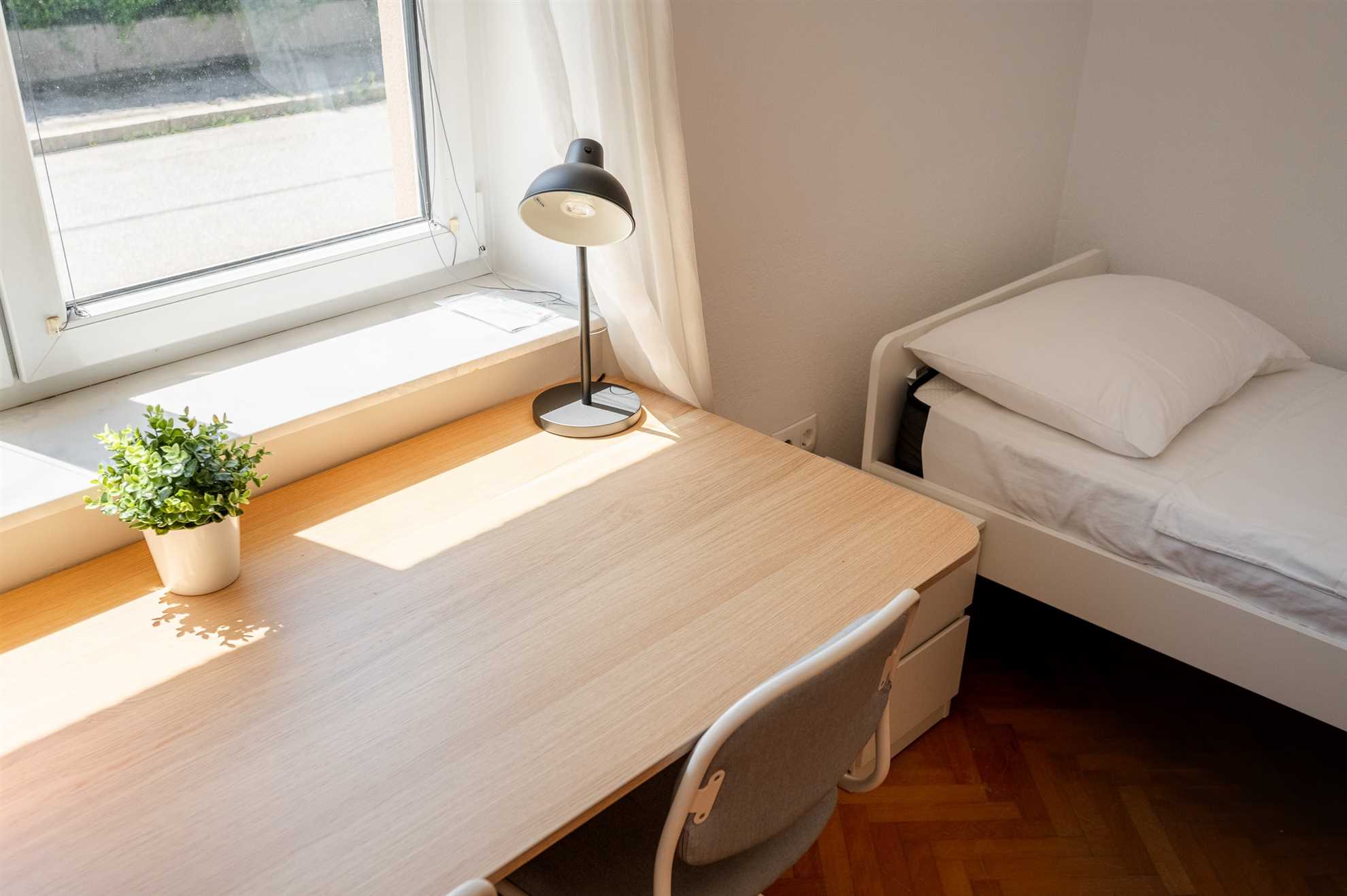 Argo 2, 5pax Residence