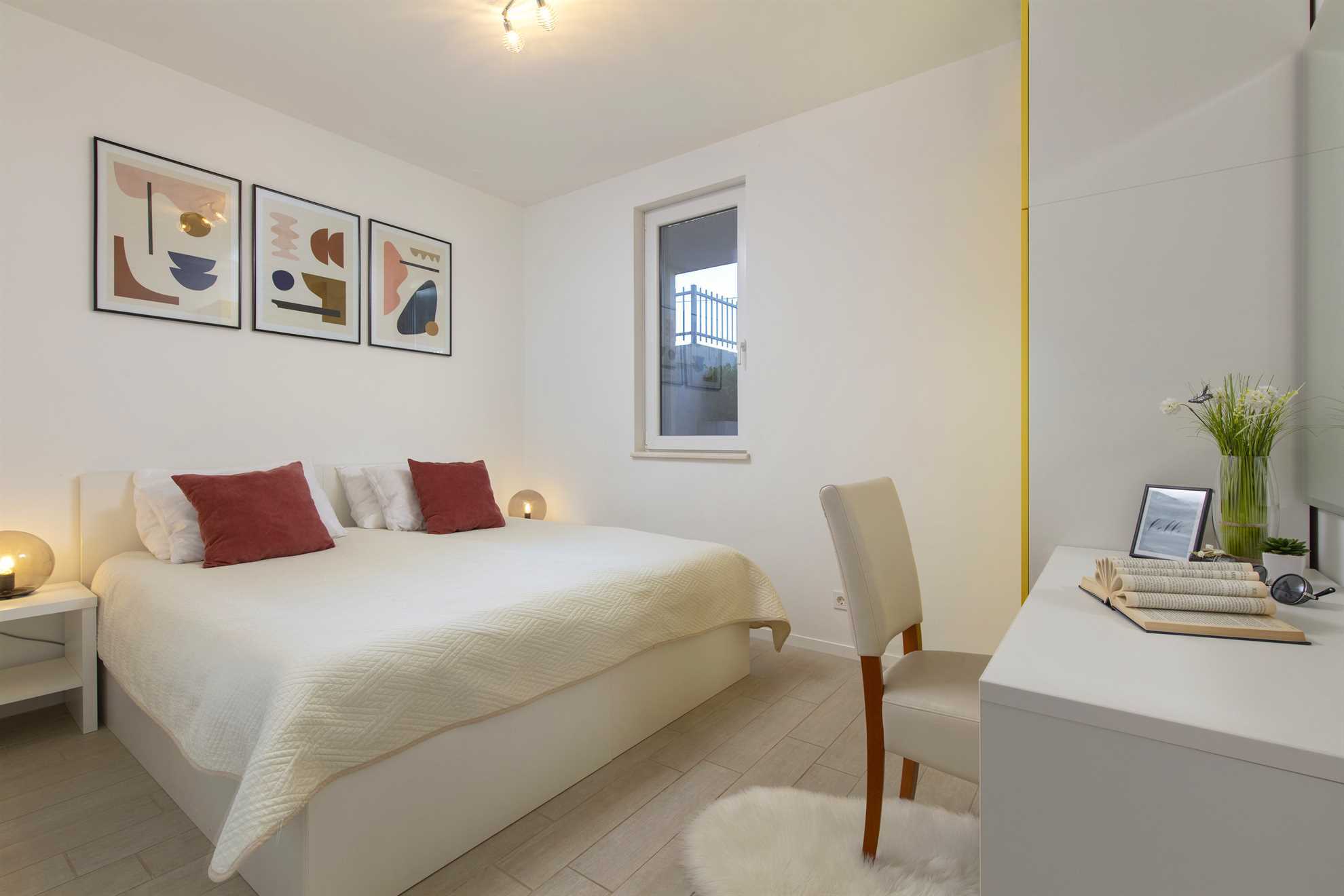 Spacious Beachfront Apartment Tanita No.1