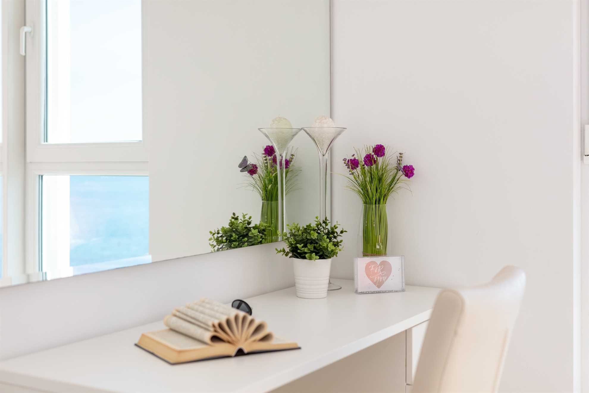 Spacious Beachfront Apartment Tanita No.2