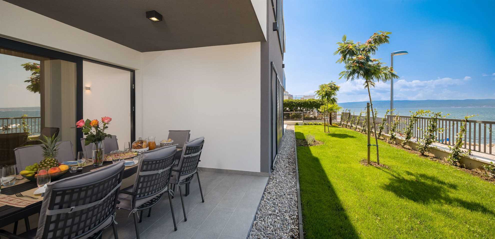 Luxury Apartment Ivan At Villa Four Brothers