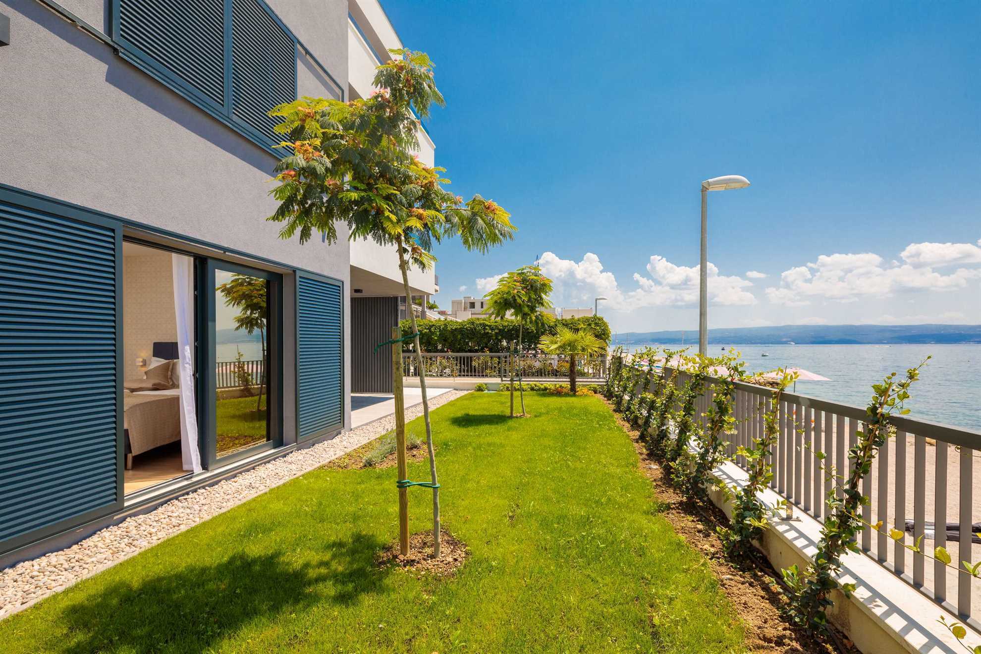 Luxury Apartment Ivan At Villa Four Brothers