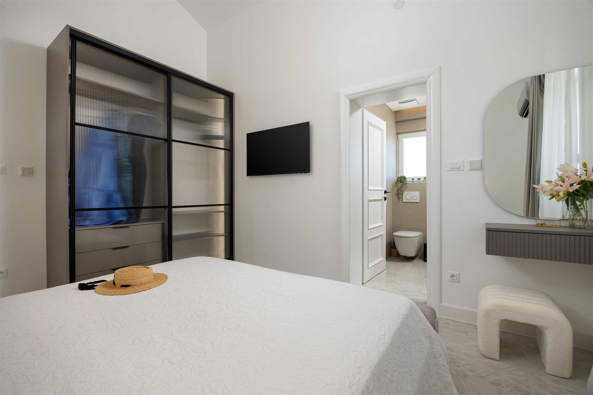 Luxury Villa Lovric with private heated pool, Jacuzzi, Sauna and private tavern