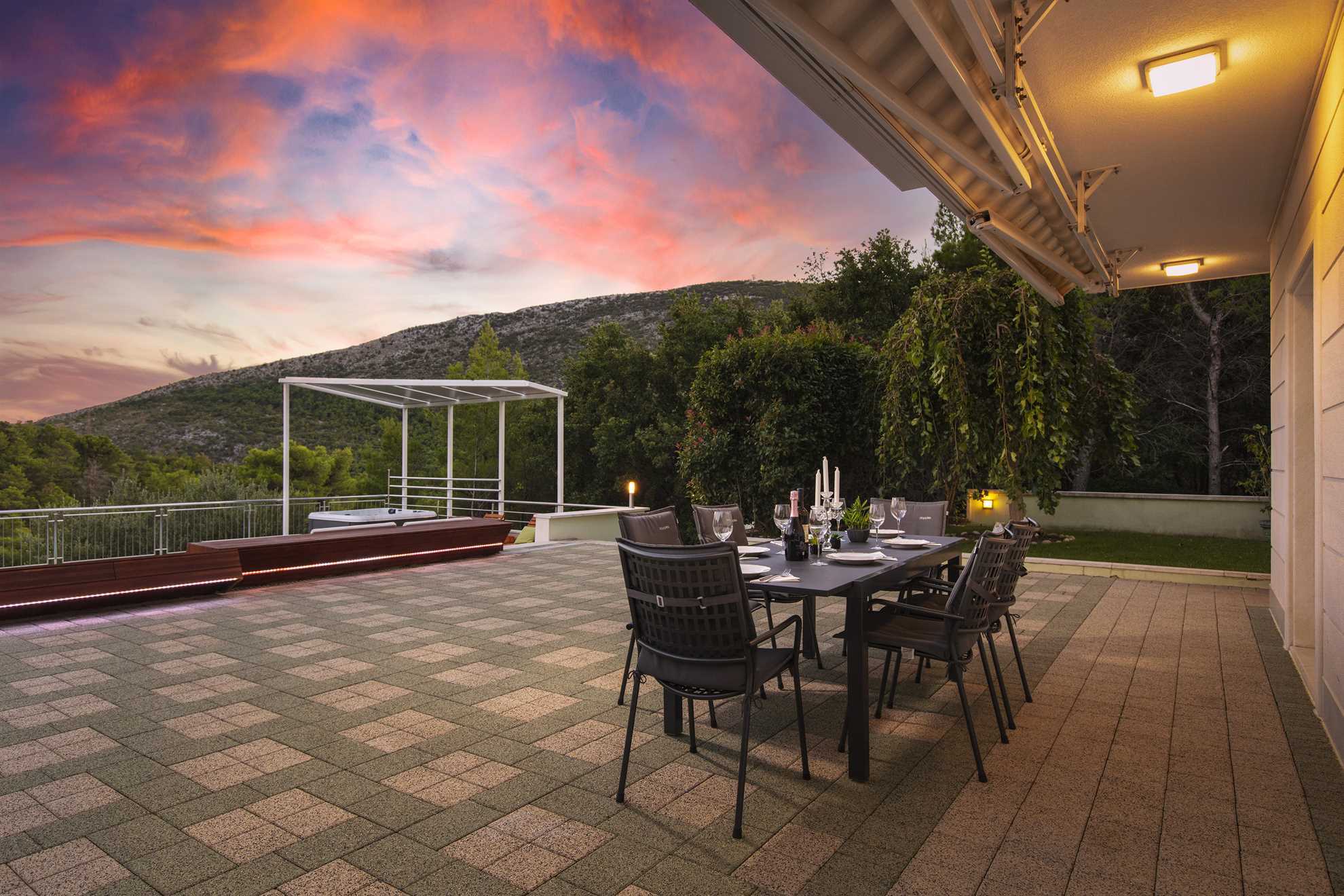 Luxury Villa Lovric with private heated pool, Jacuzzi, Sauna and private tavern