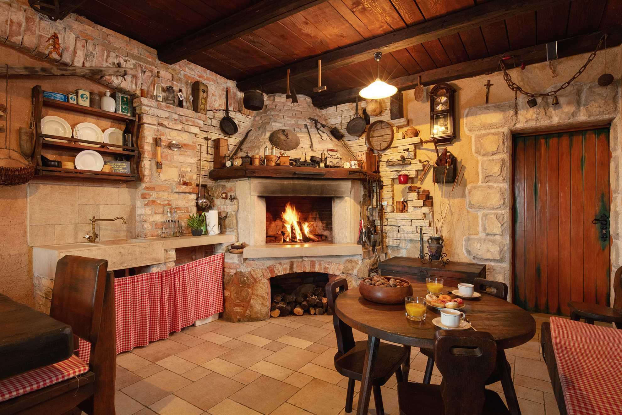 Luxury Villa Lovric with private heated pool, Jacuzzi, Sauna and private tavern