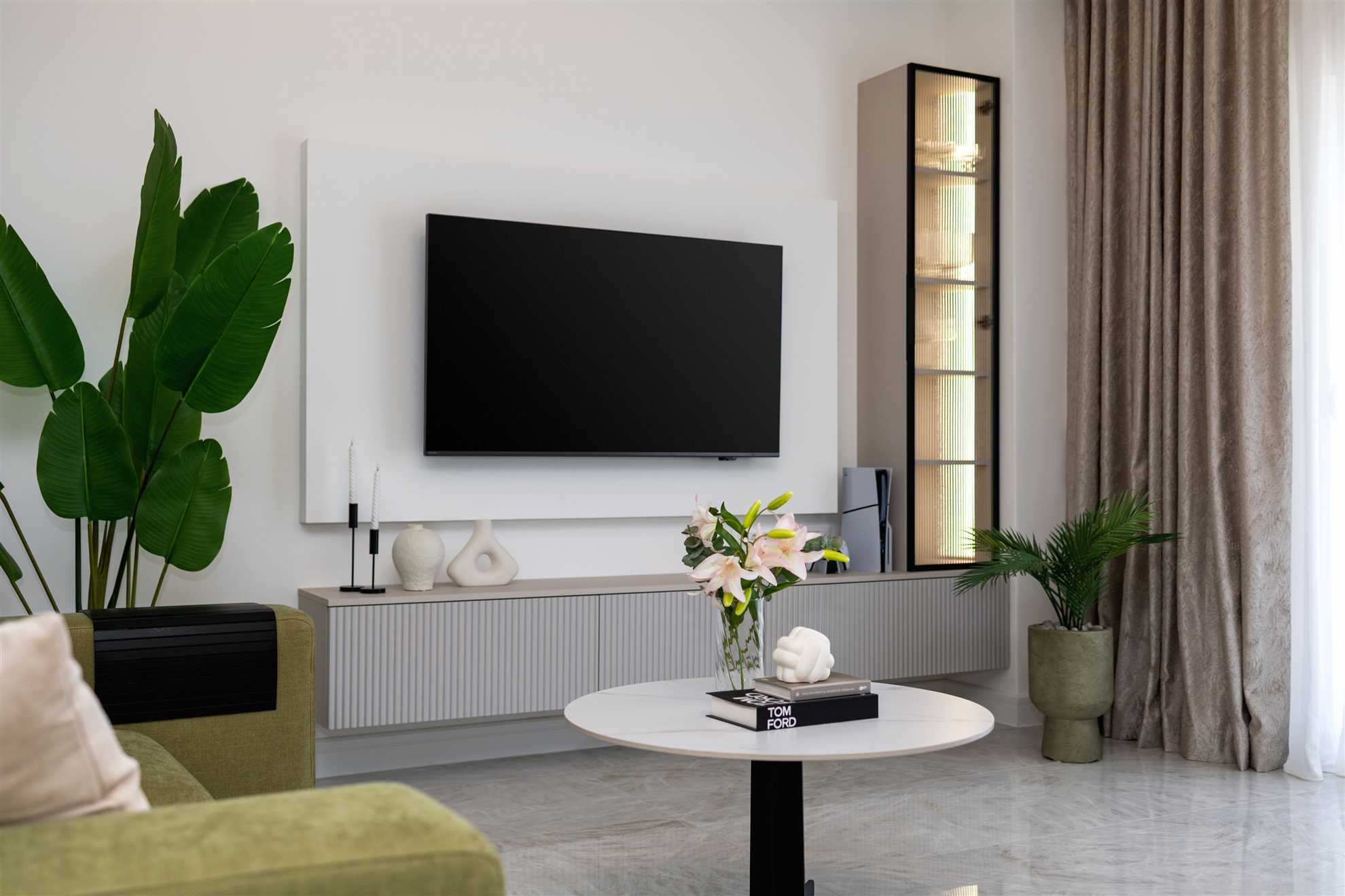 Luxury Villa Lovric with private heated pool, Jacuzzi, Sauna and private tavern