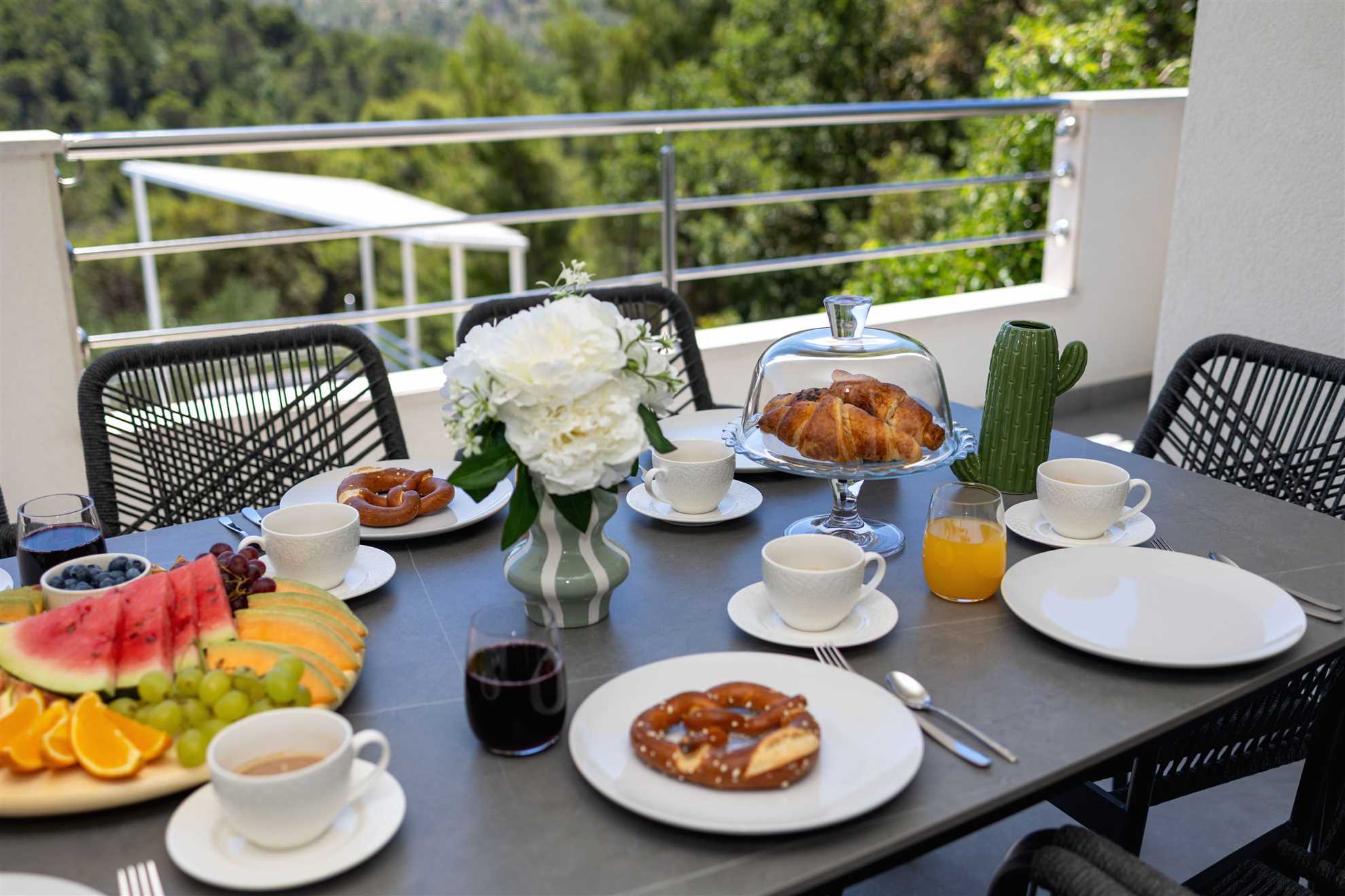 Luxury Villa Lovric with private heated pool, Jacuzzi, Sauna and private tavern