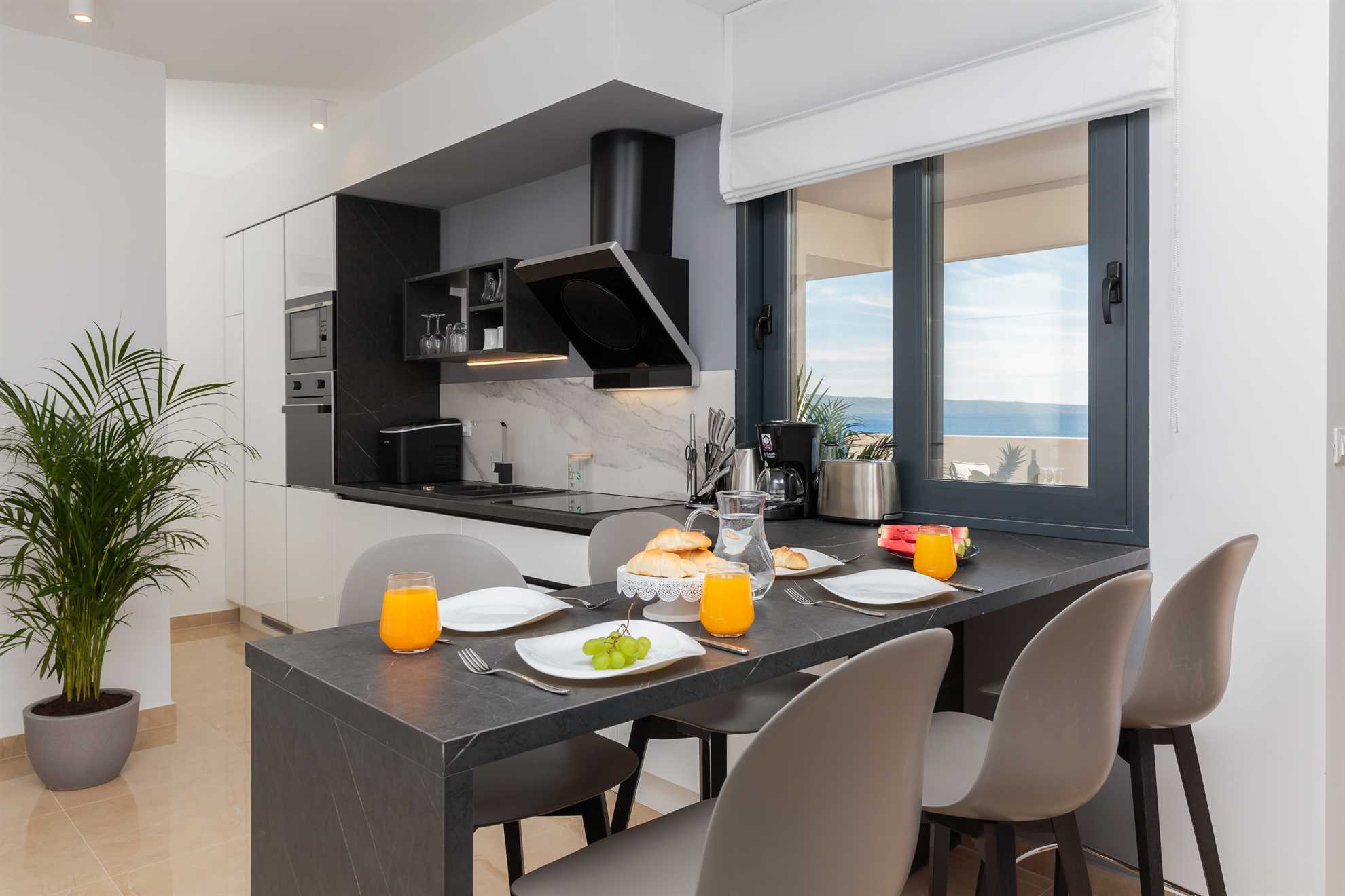 Villa Four Brothers - Luxury Penthouse Suite