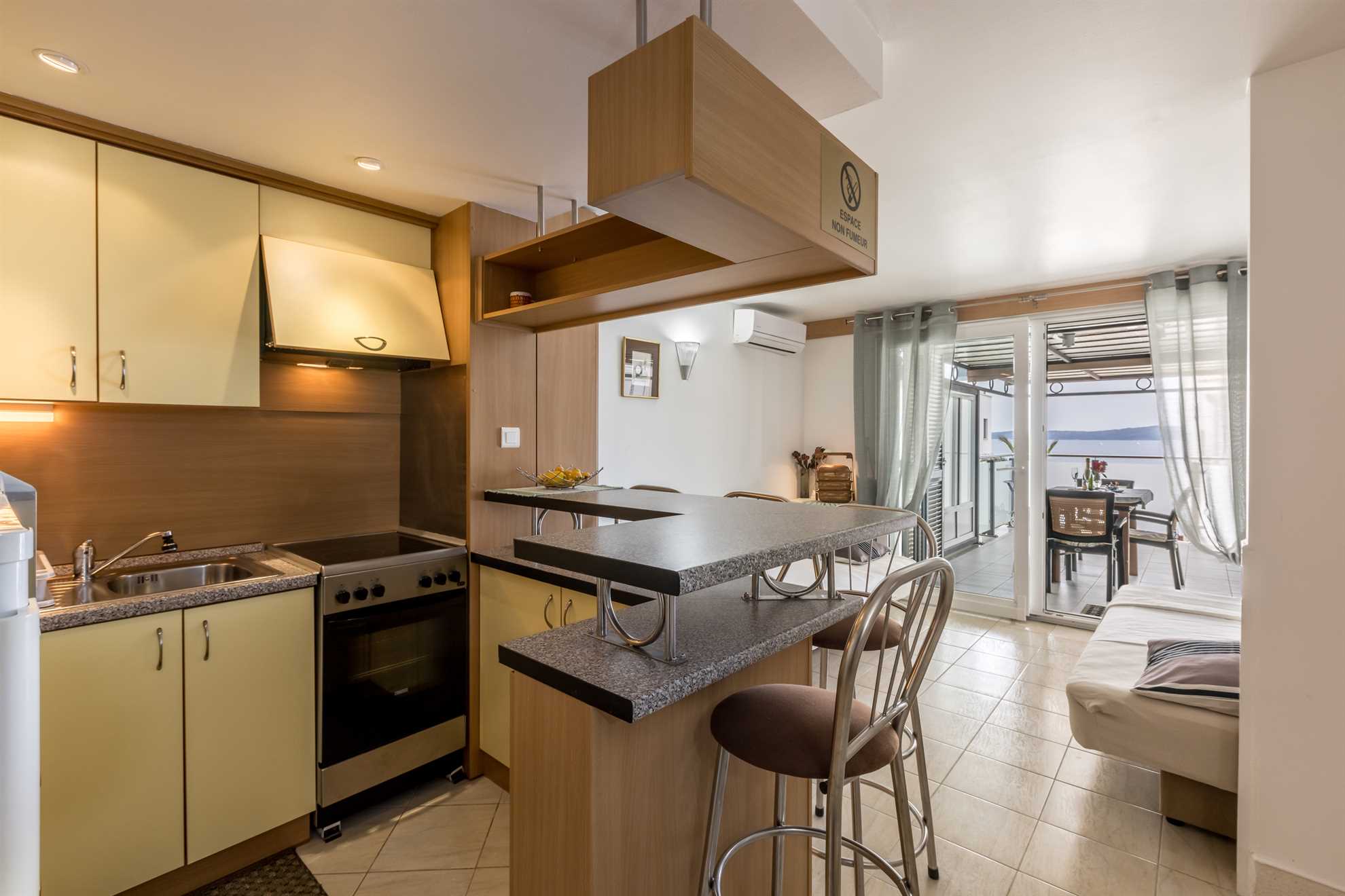 Seaview apartment Katarina near beach - EOS CROATIA
