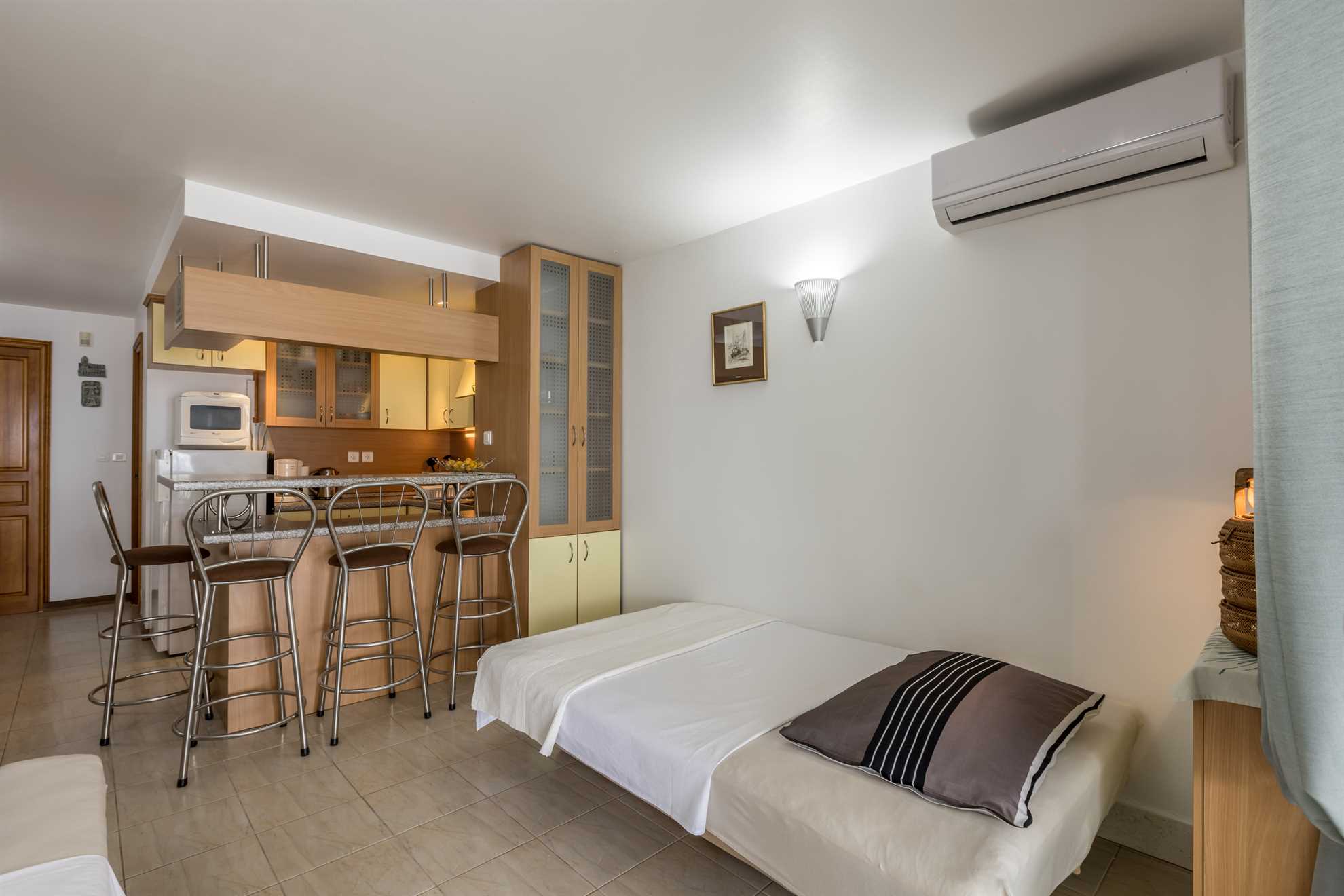 Seaview apartment Katarina near beach - EOS CROATIA