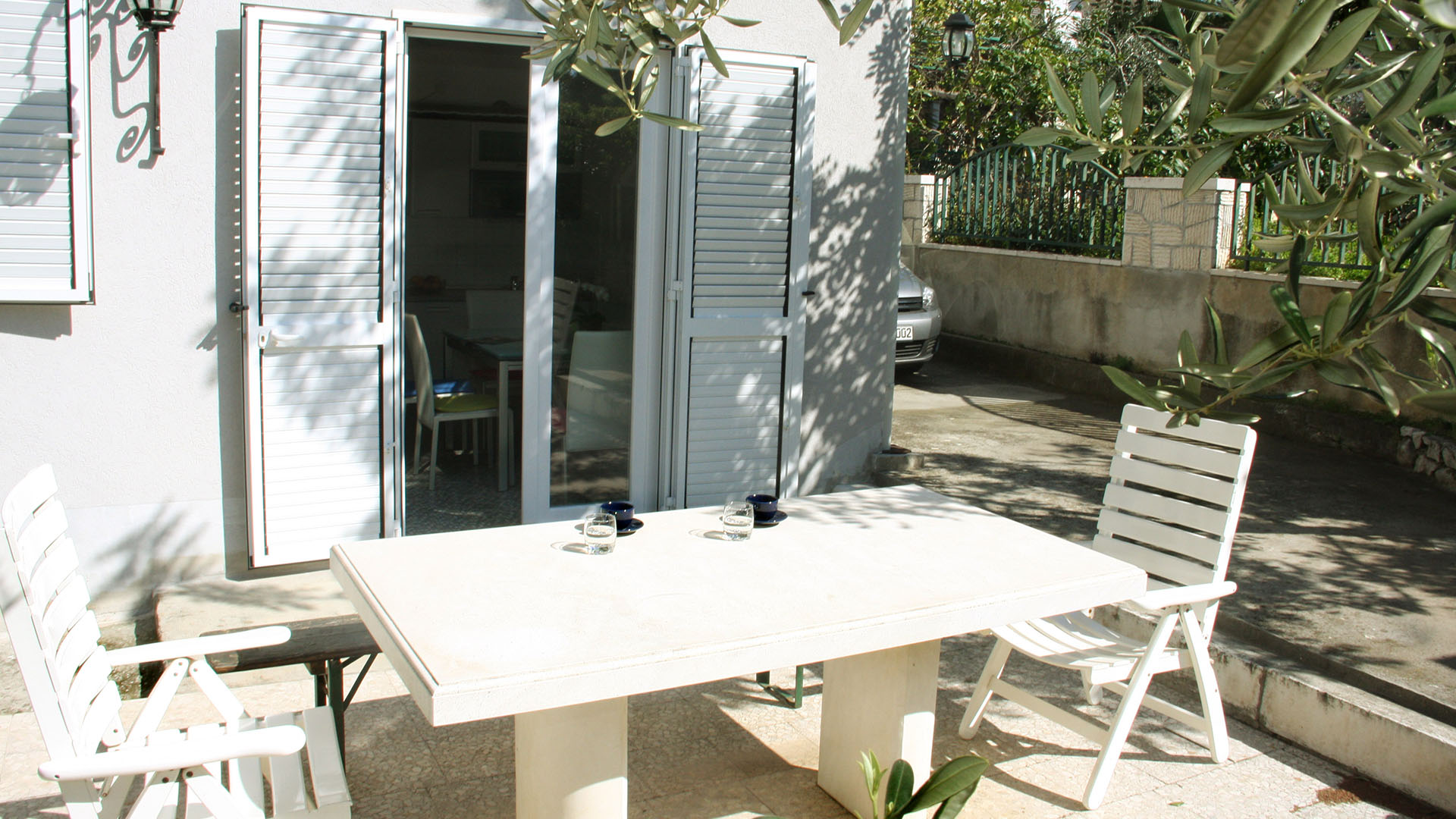 Beachside holiday house Stone - Eos Croatia