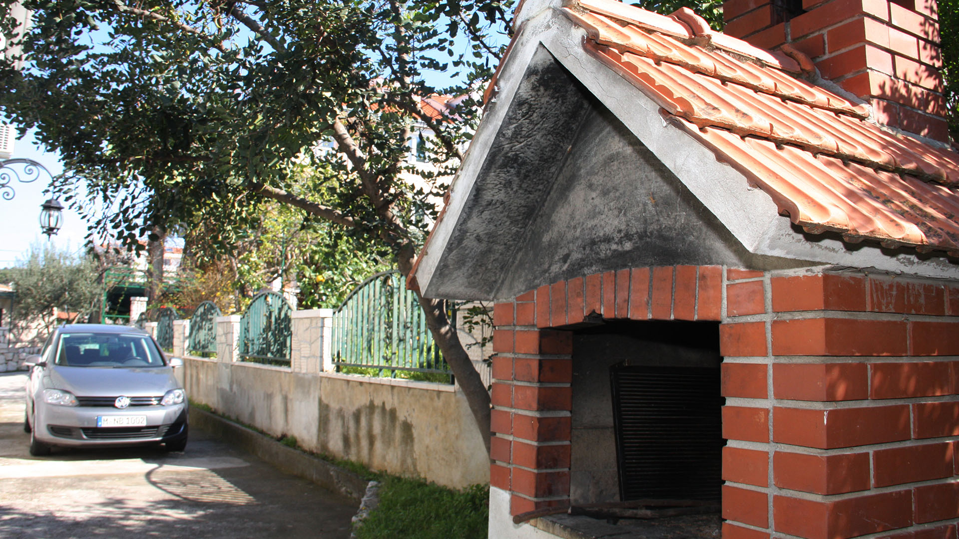 Beachside holiday house Stone - Eos Croatia