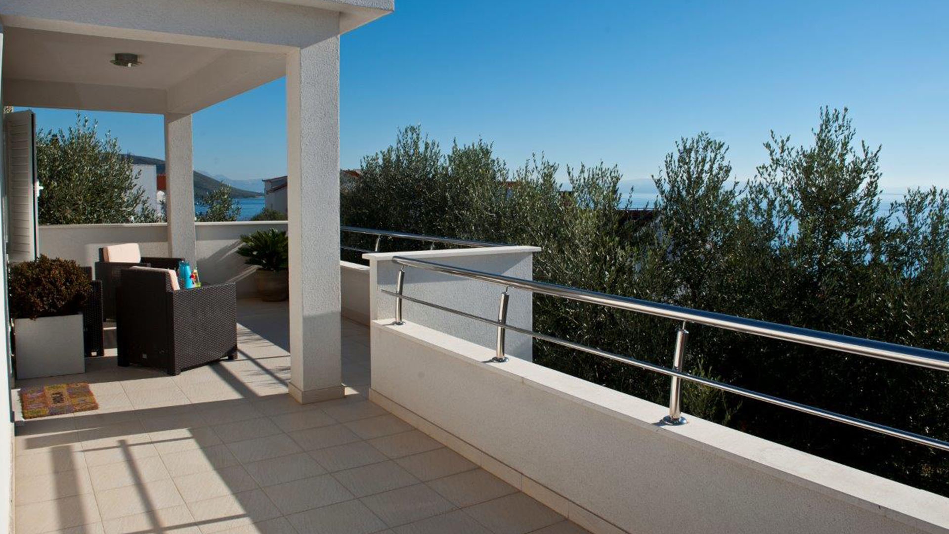 Charming villa Layla with pool near beach - EOS Croatia
