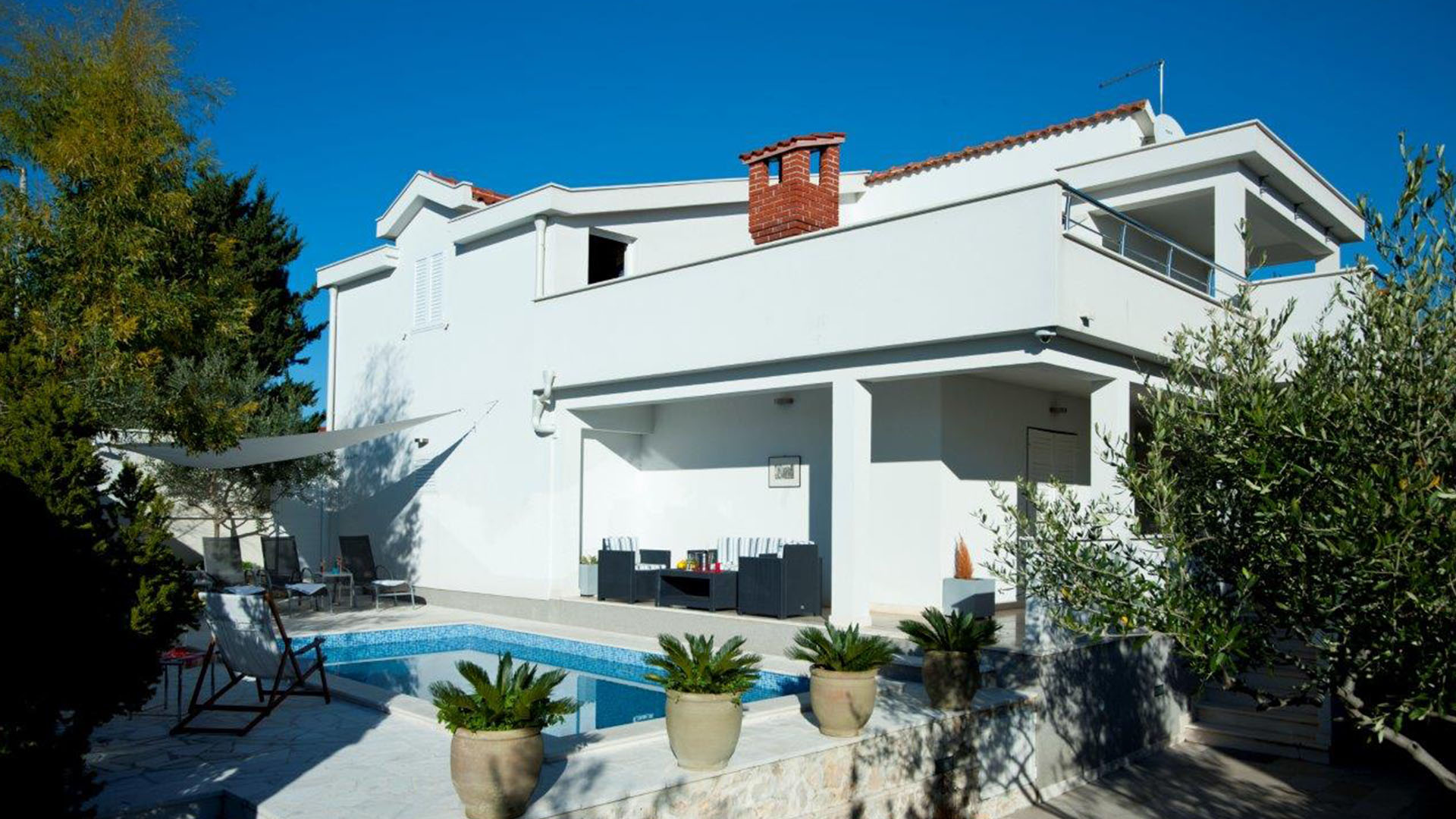 Charming villa Layla with pool near beach - EOS Croatia