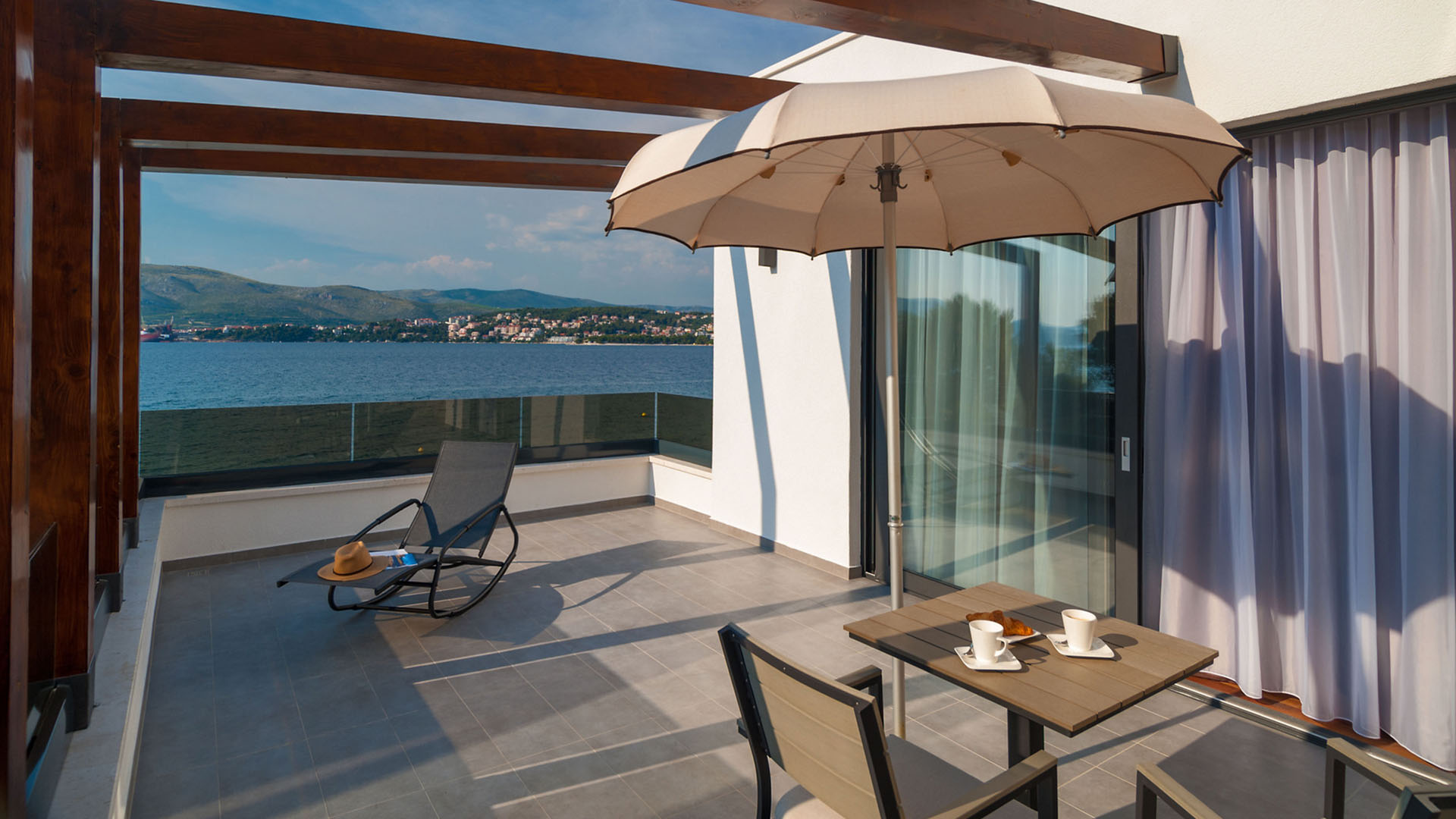 Luxury beachside villa Rose - Eos Croatia