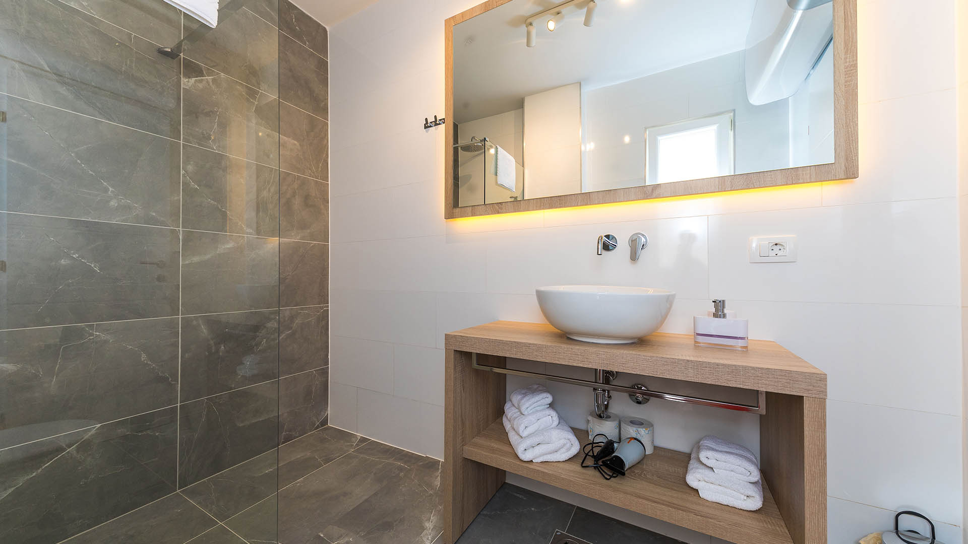 Modern luxurious villa Sophia