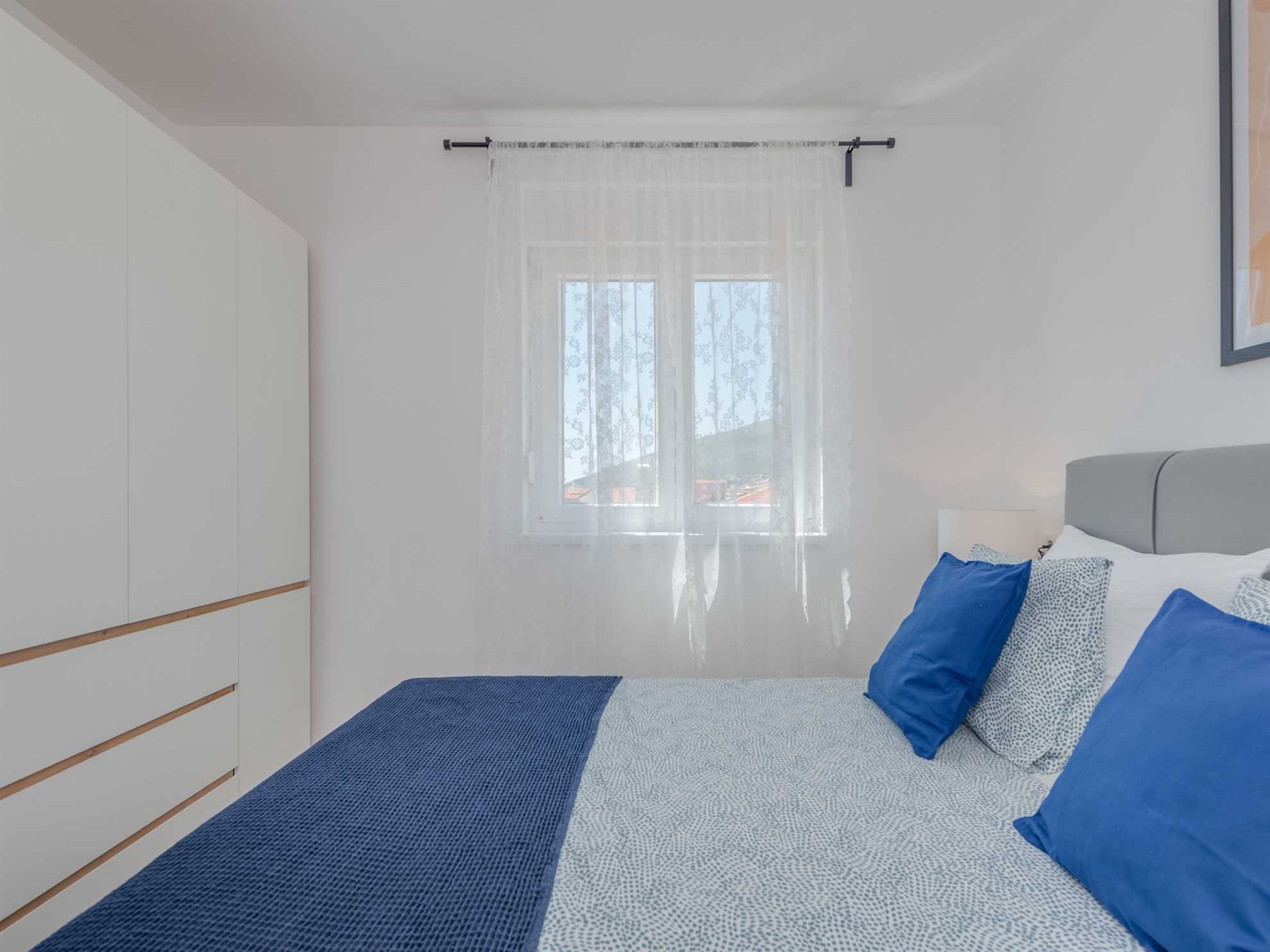 Apartment Breeze with balcony near Trogir center - EOS Croatia