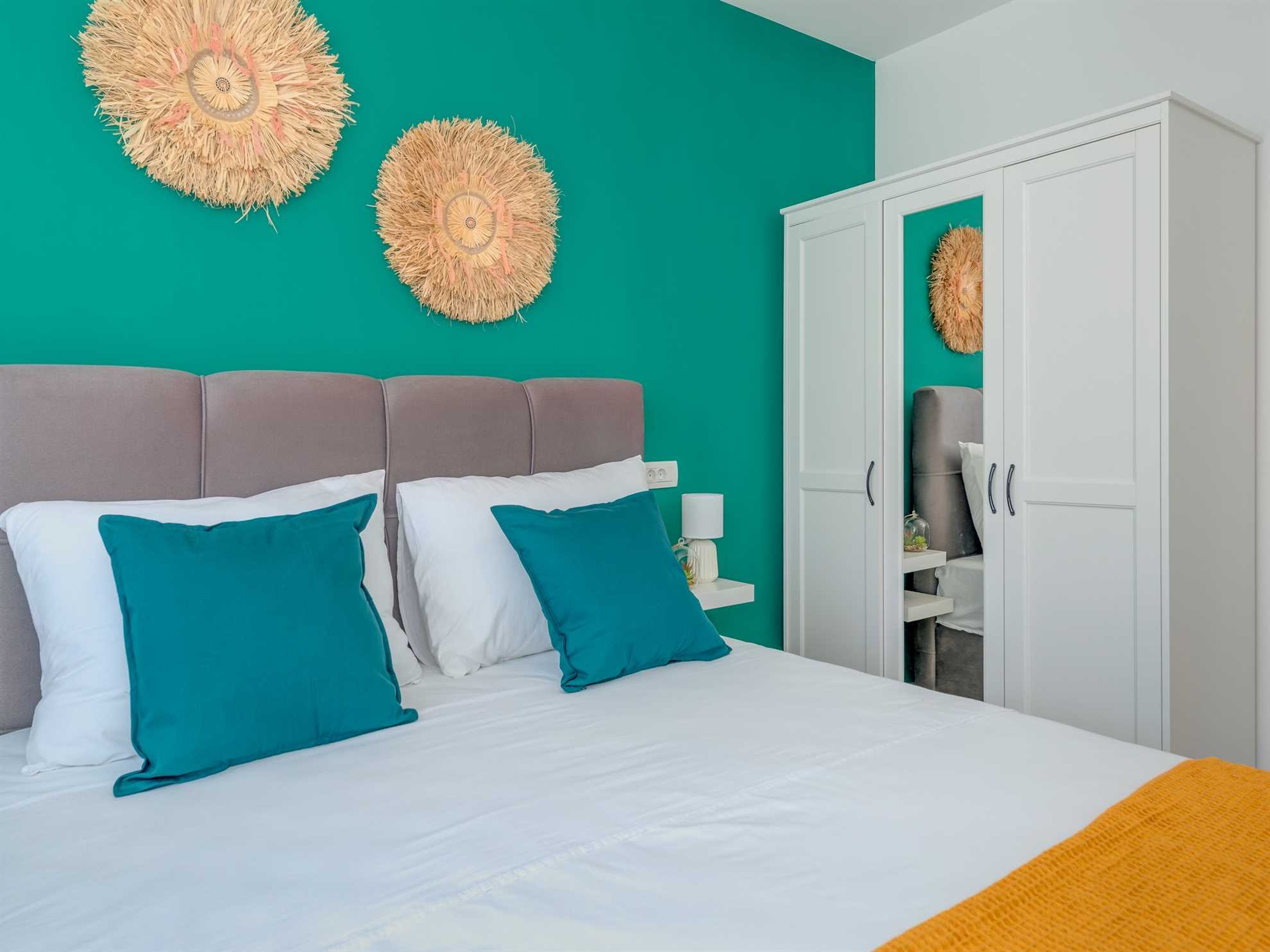 Apartment Breeze with balcony near Trogir center - EOS Croatia