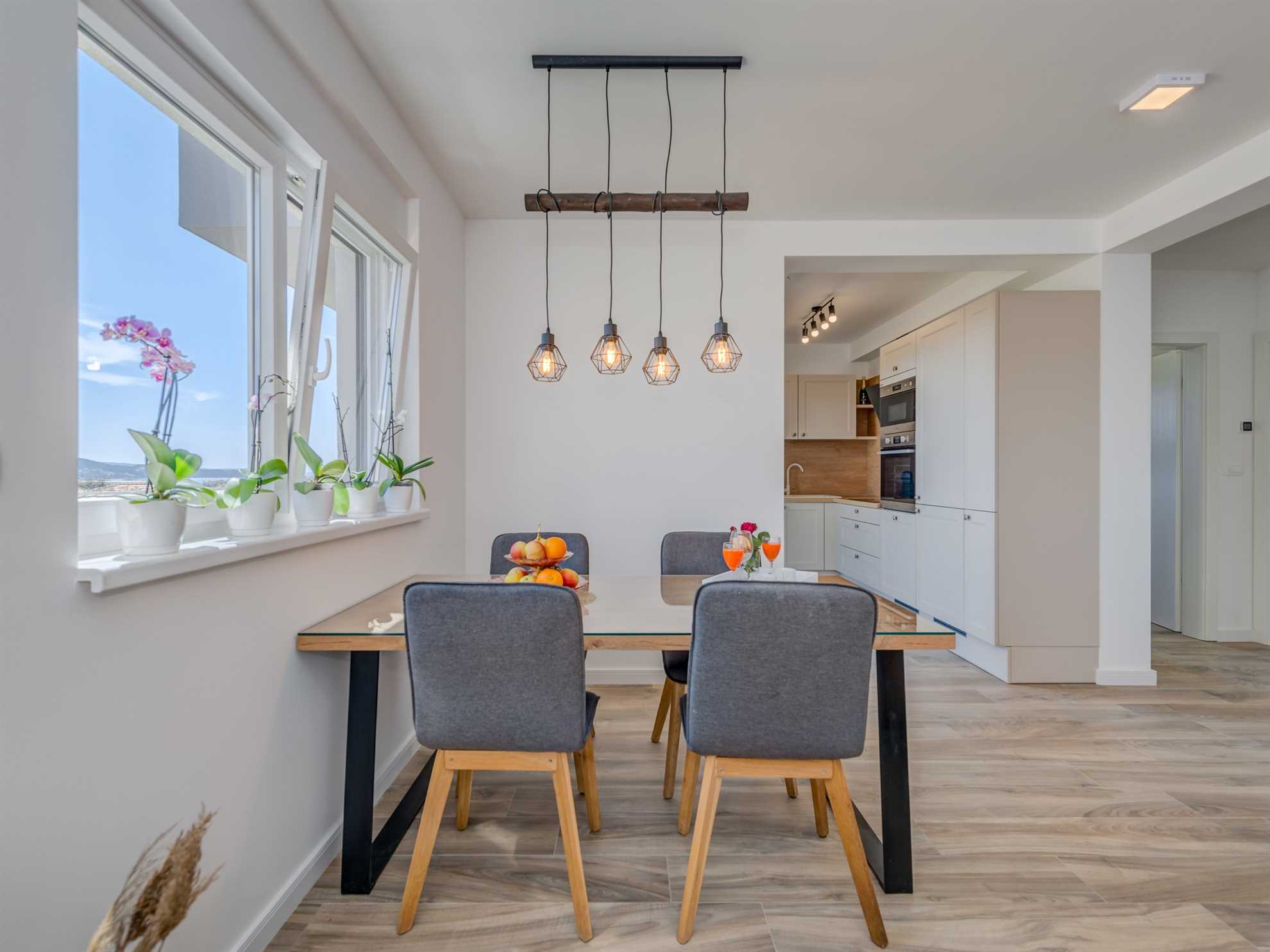 Apartment Breeze with balcony near Trogir center - EOS Croatia