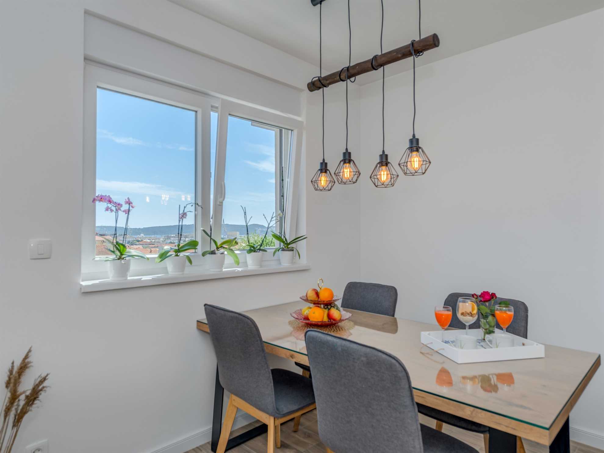 Apartment Breeze with balcony near Trogir center - EOS Croatia